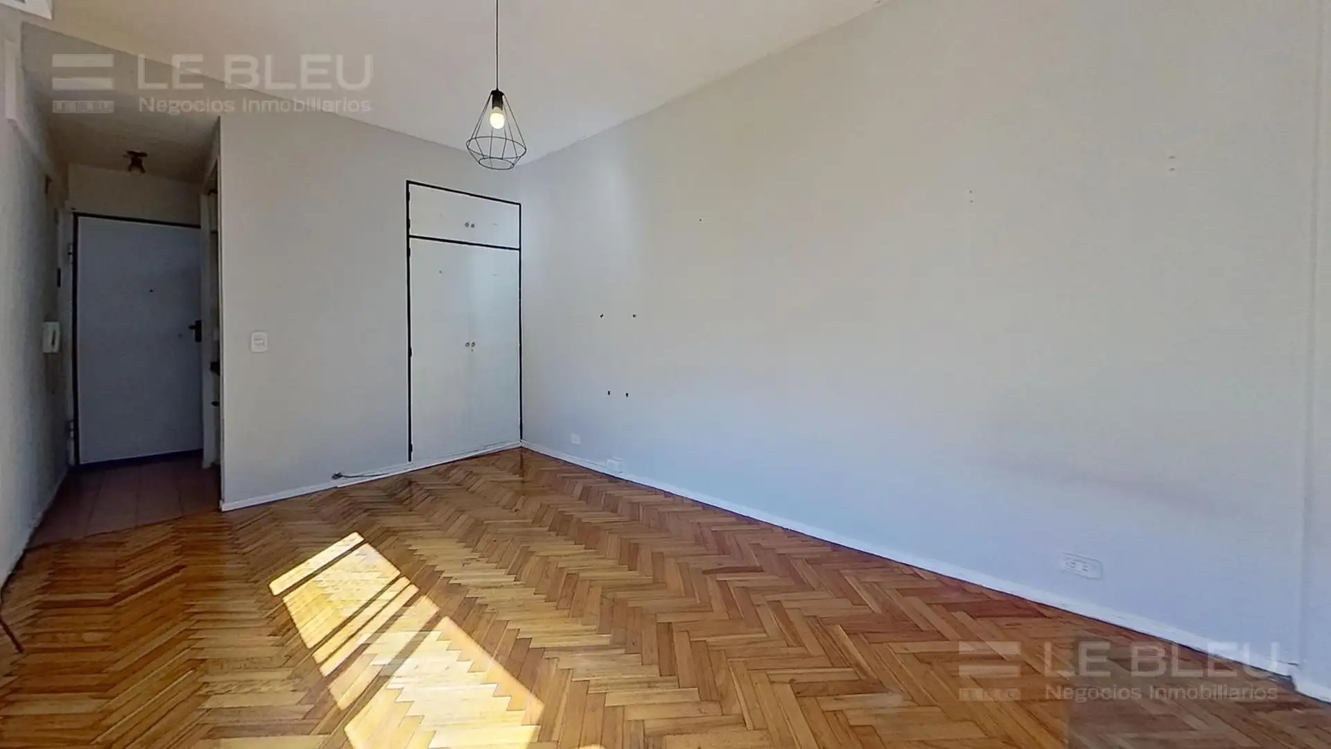 Kitnet profissional para aluguel em Recoleta