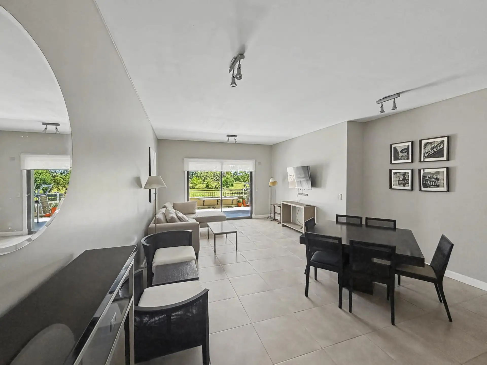 Three-room apartment with terrace and parking in Buenos Aires