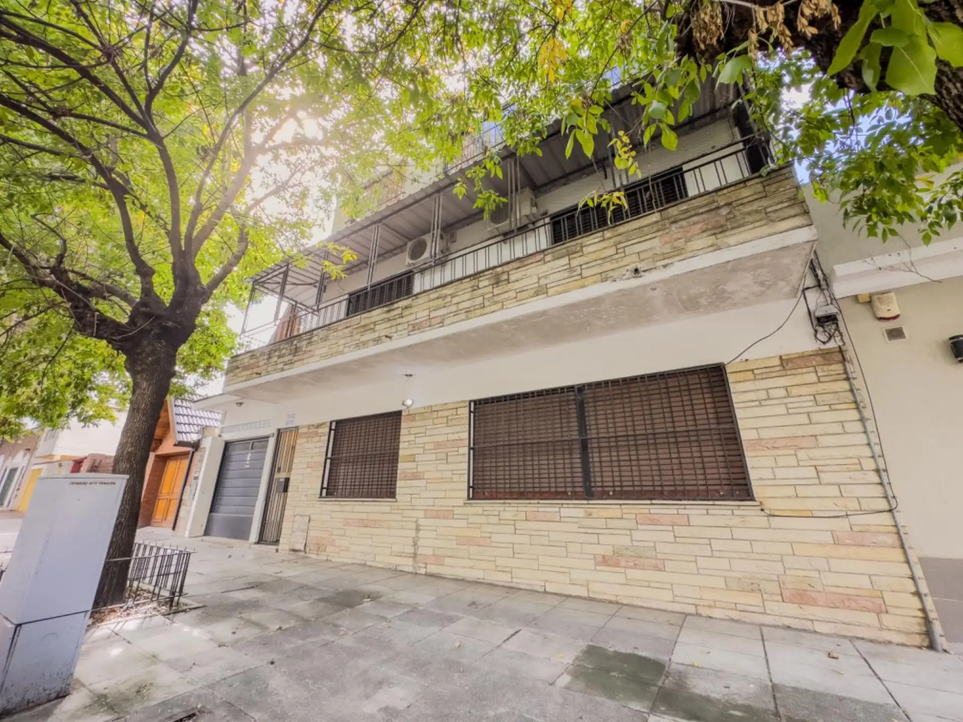 Casa de 6 dormitorios en Villa Urquiza