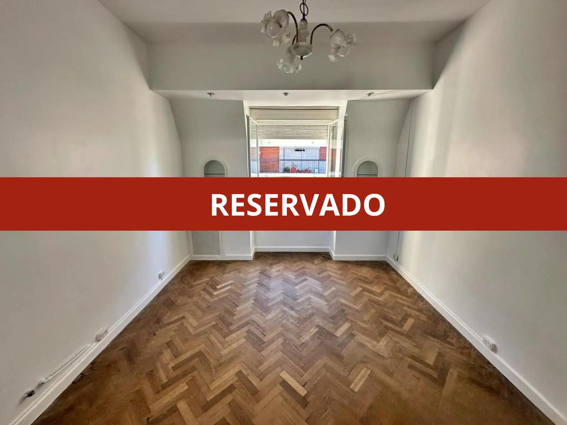 Квартира с 2 спальнями и кабинетом в Almagro