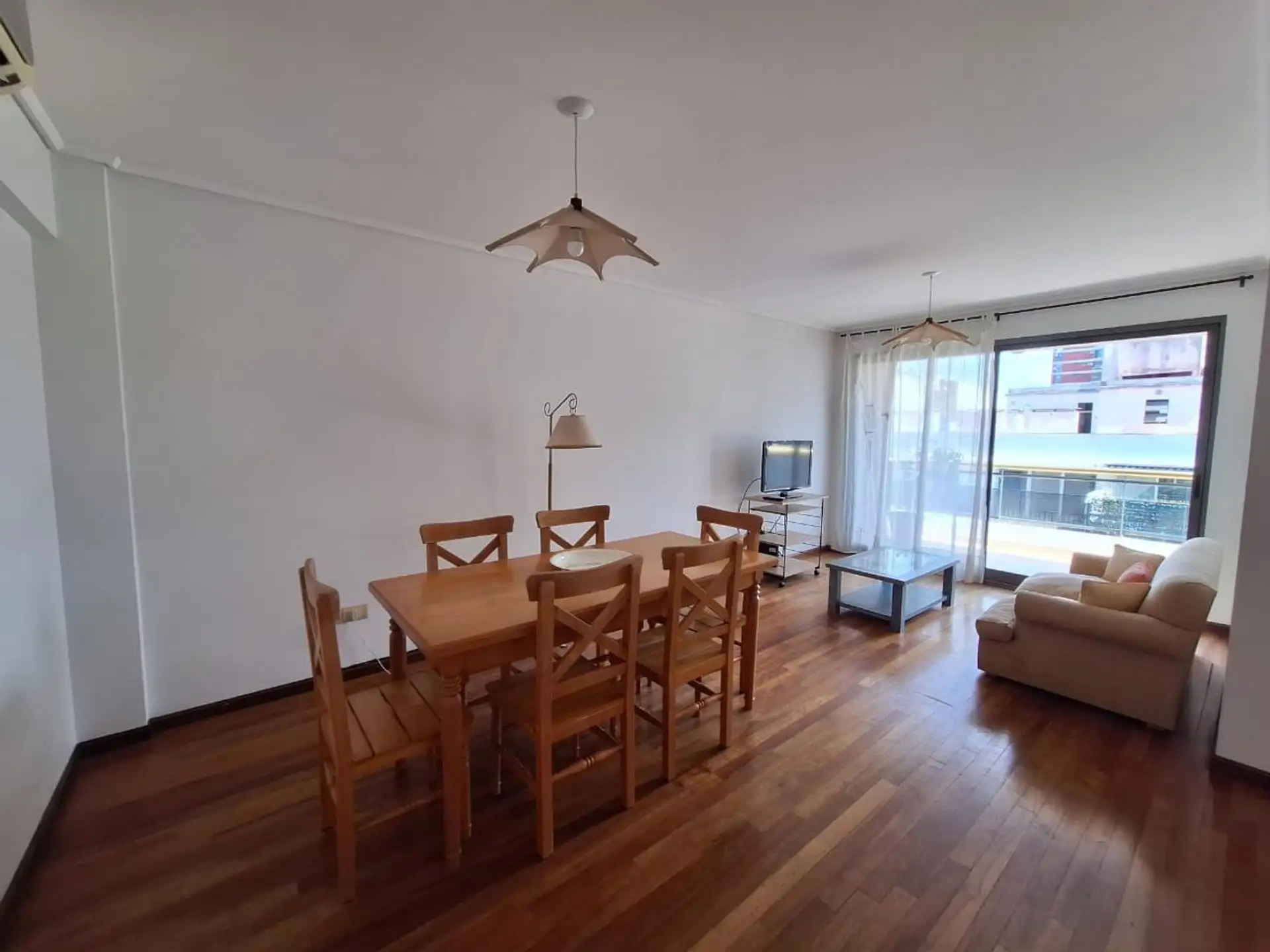 Departamento de 3 ambientes con balcón en Belgrano