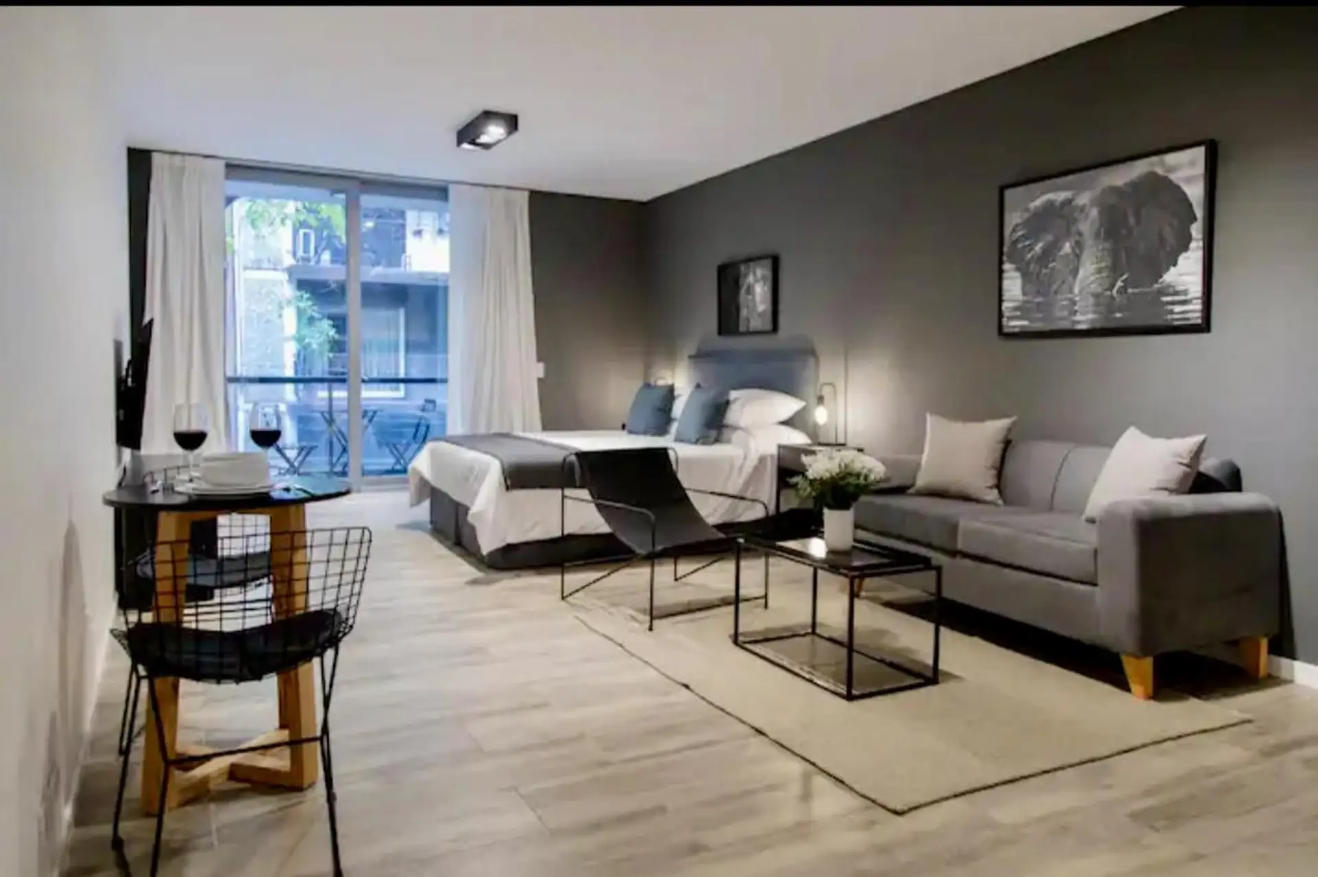 Furnished studio apartment in Recoleta