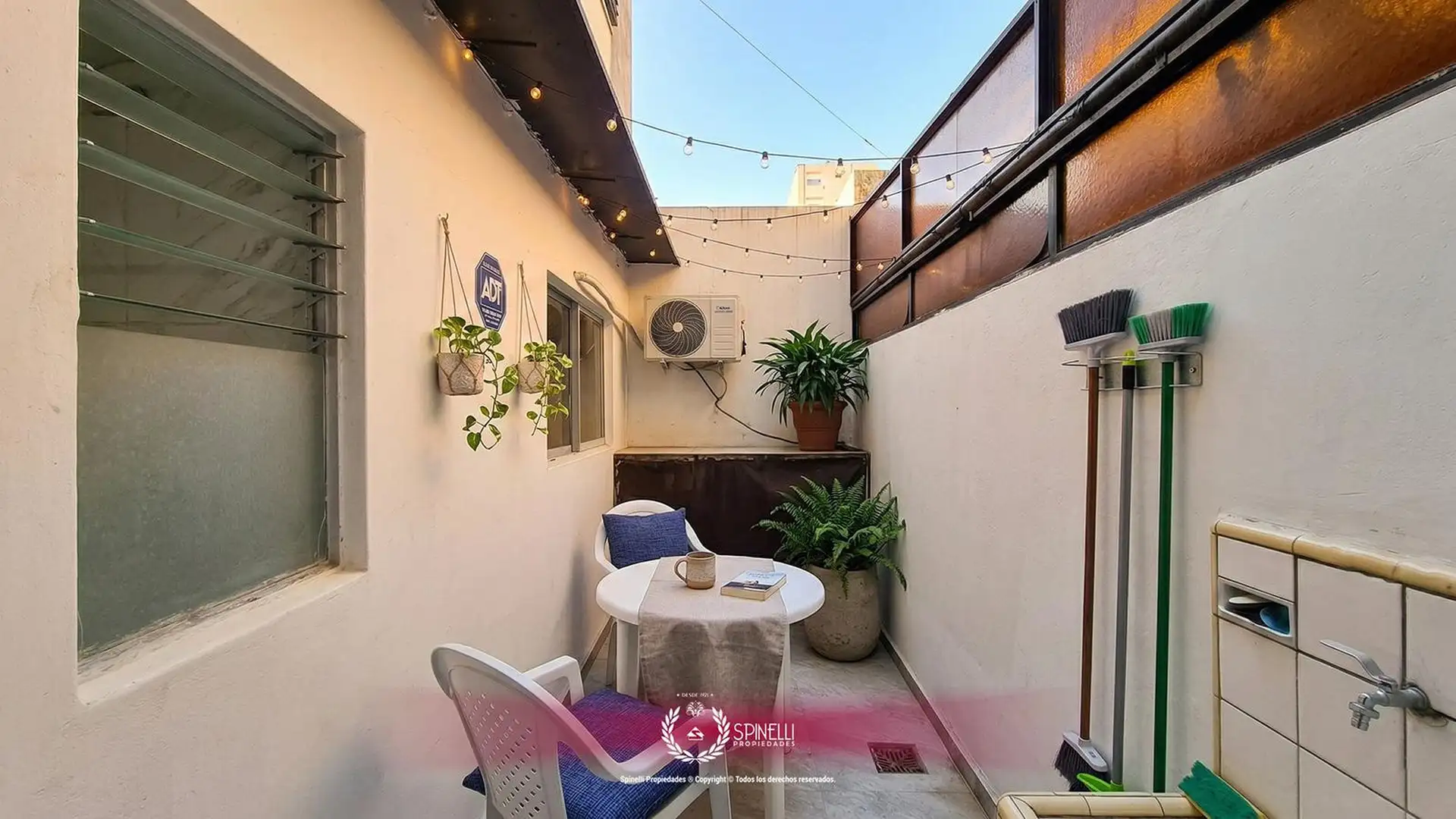 Departamento de 2 ambientes con patio en San Cristóbal