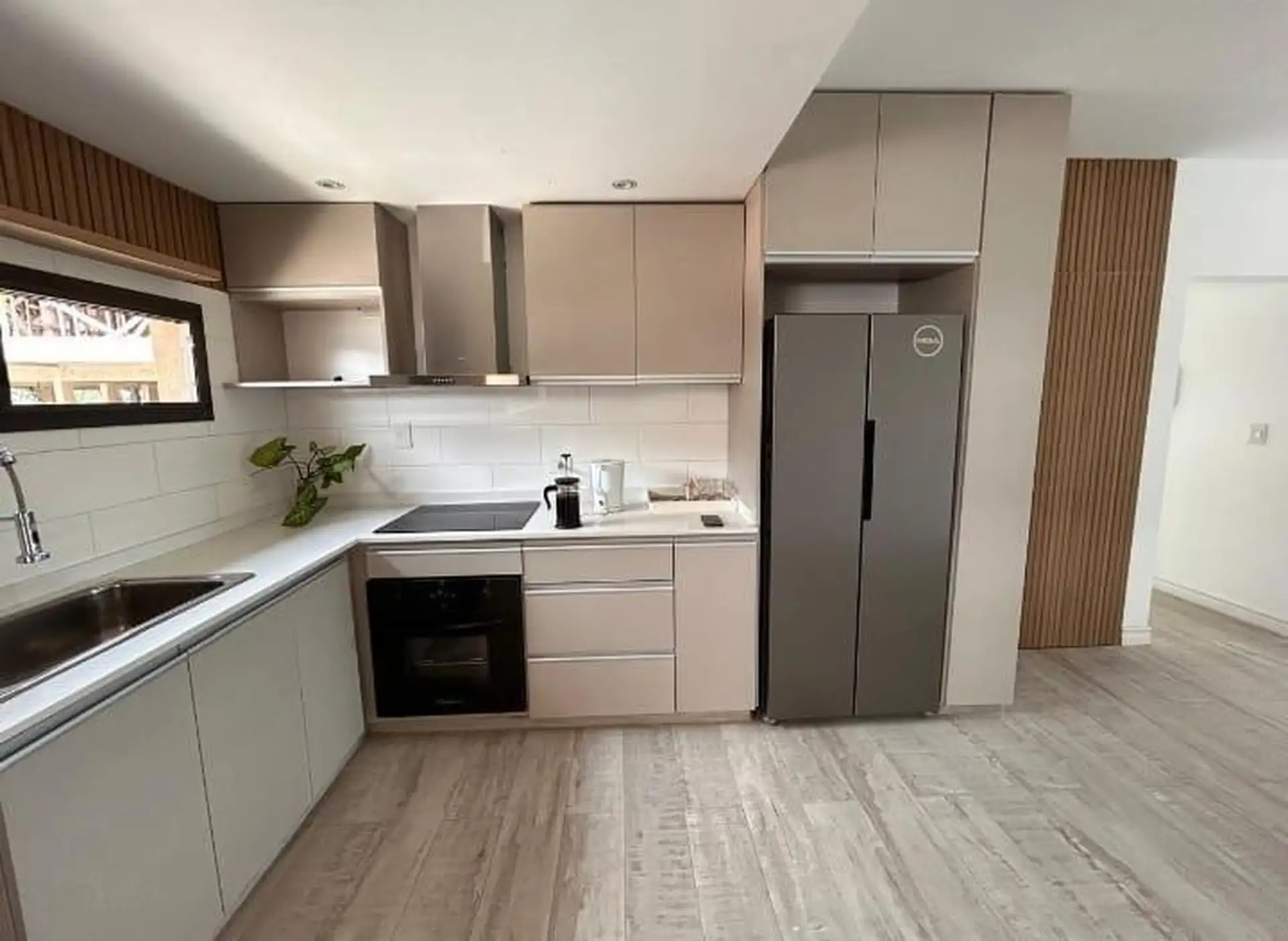 Apartamento de 3 ambientes com 2 dormitórios novo em Ituzaingó