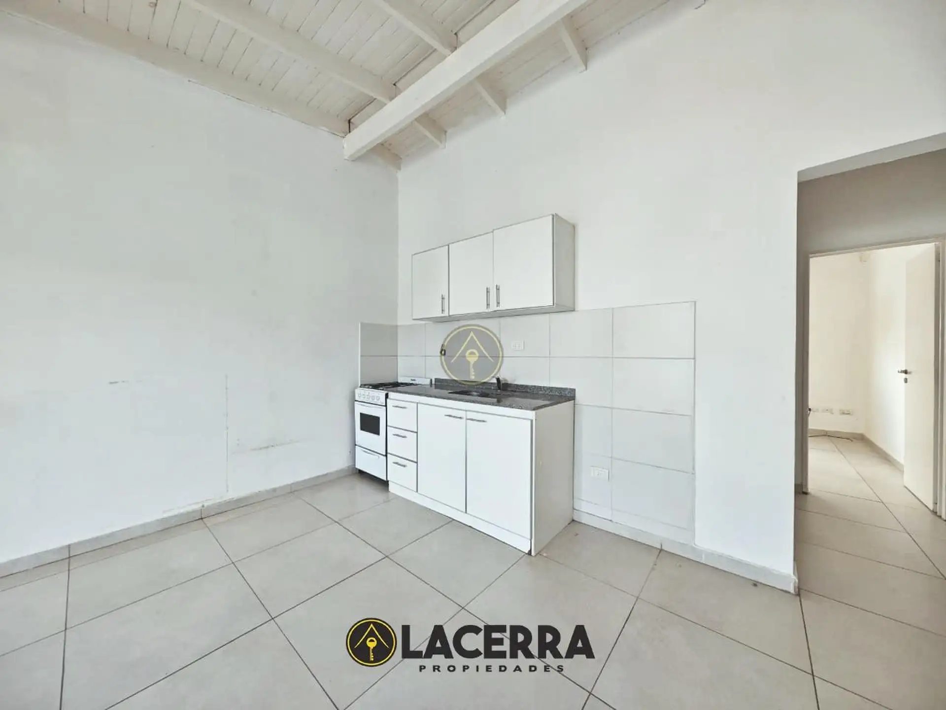 Two-room apartment with balcony in Villa Ballester