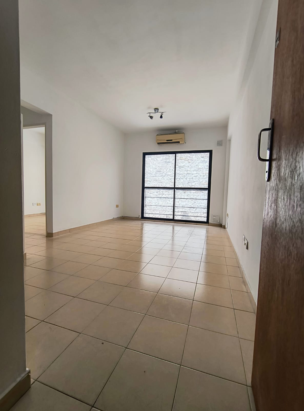 Apartamento de 2 ambientes com varanda em Villa Urquiza