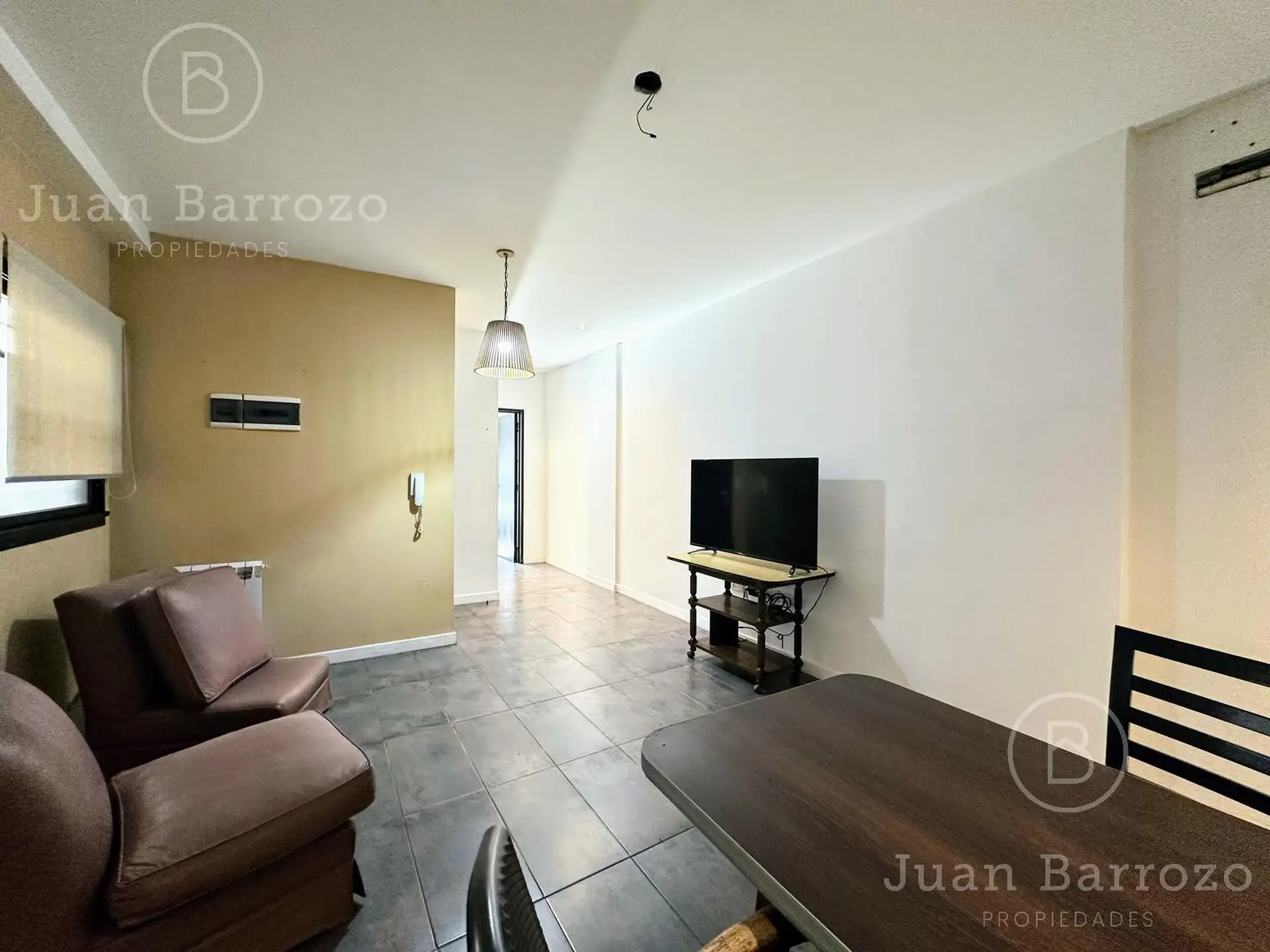 Ground-floor two-room apartment in Lomas de Zamora