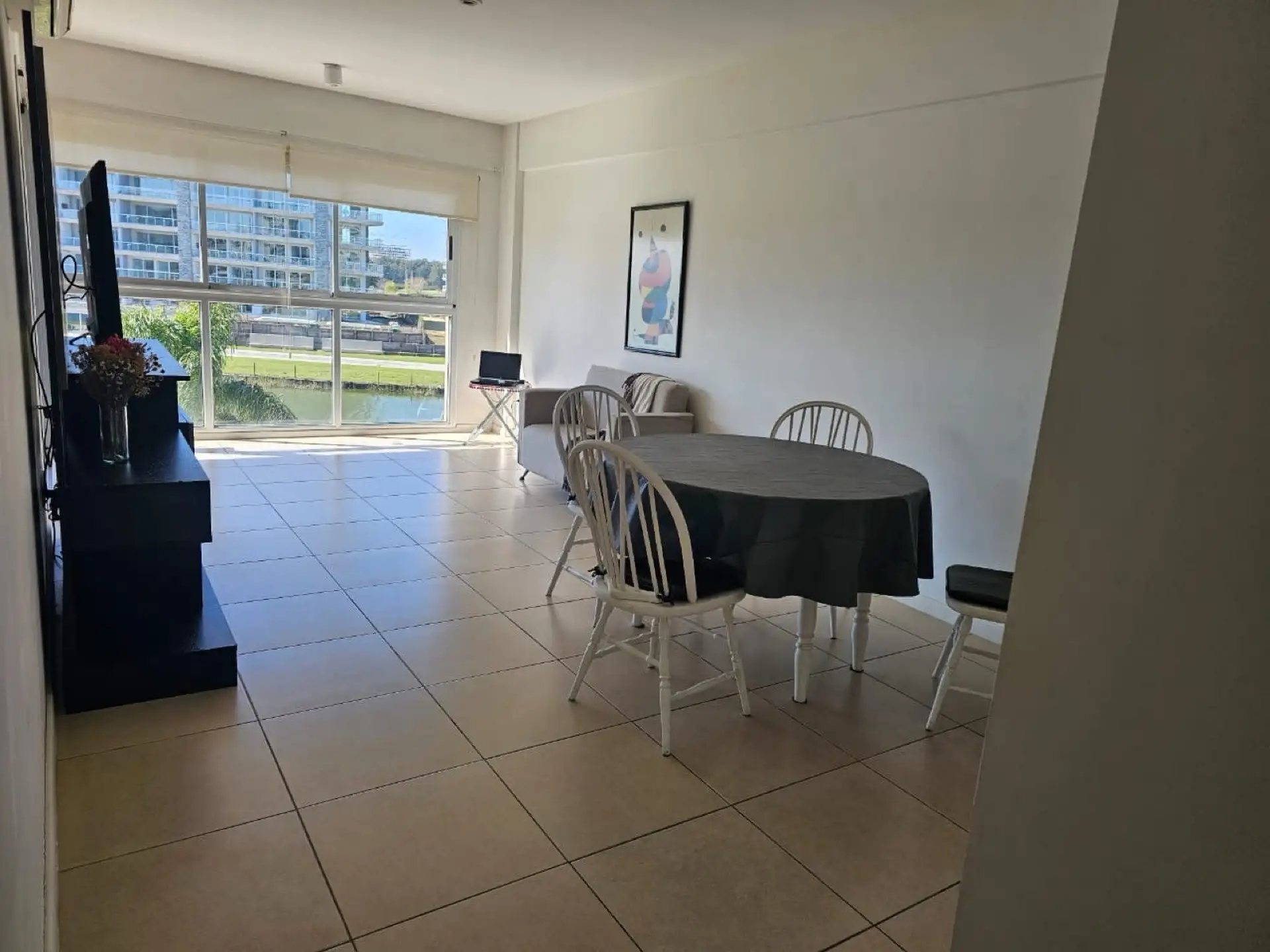 Furnished two-room apartment with lagoon views in Nordelta (Tigre)