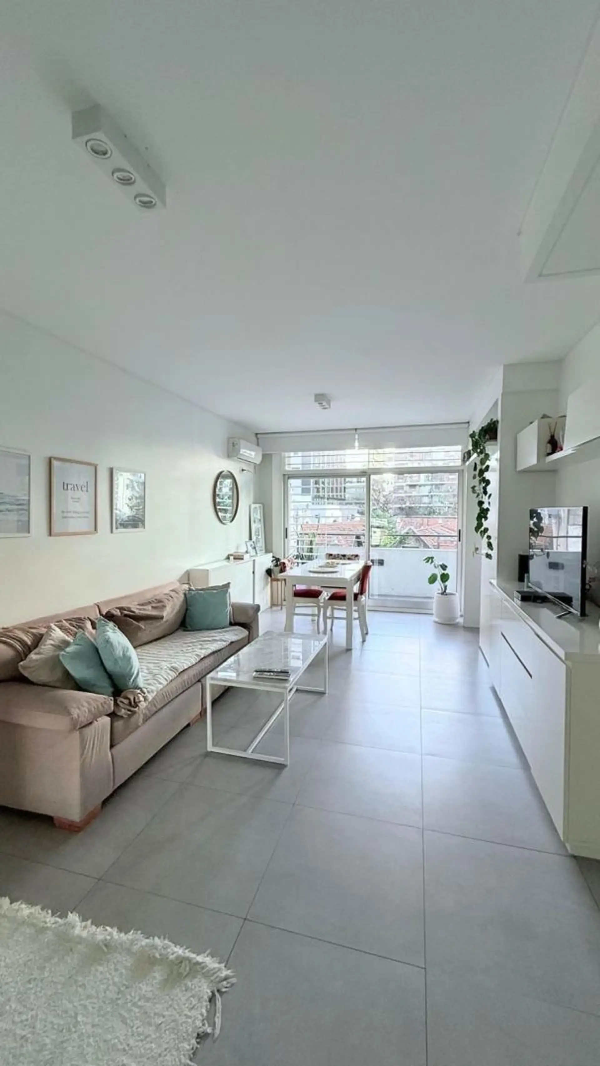 Furnished two-room apartment in Palermo, Las Cañitas