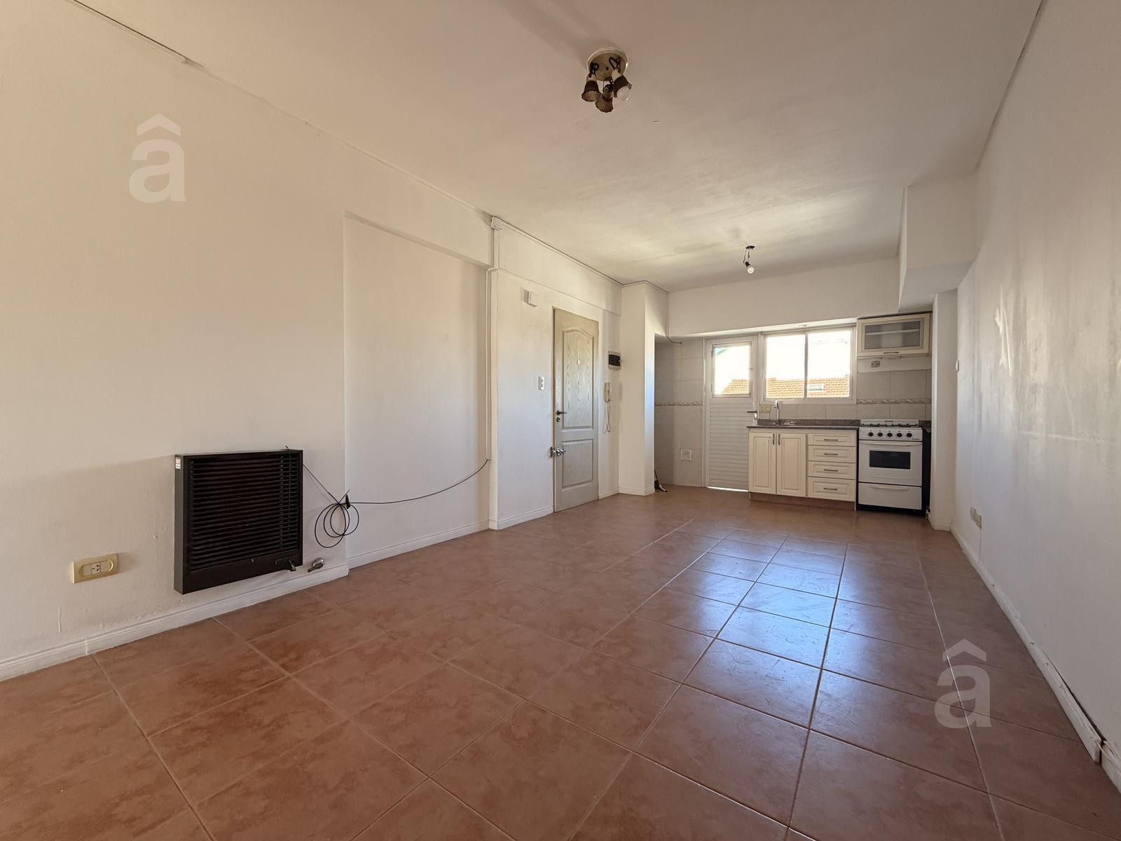 Apartamento de 2 ambientes no segundo andar em General San Martín