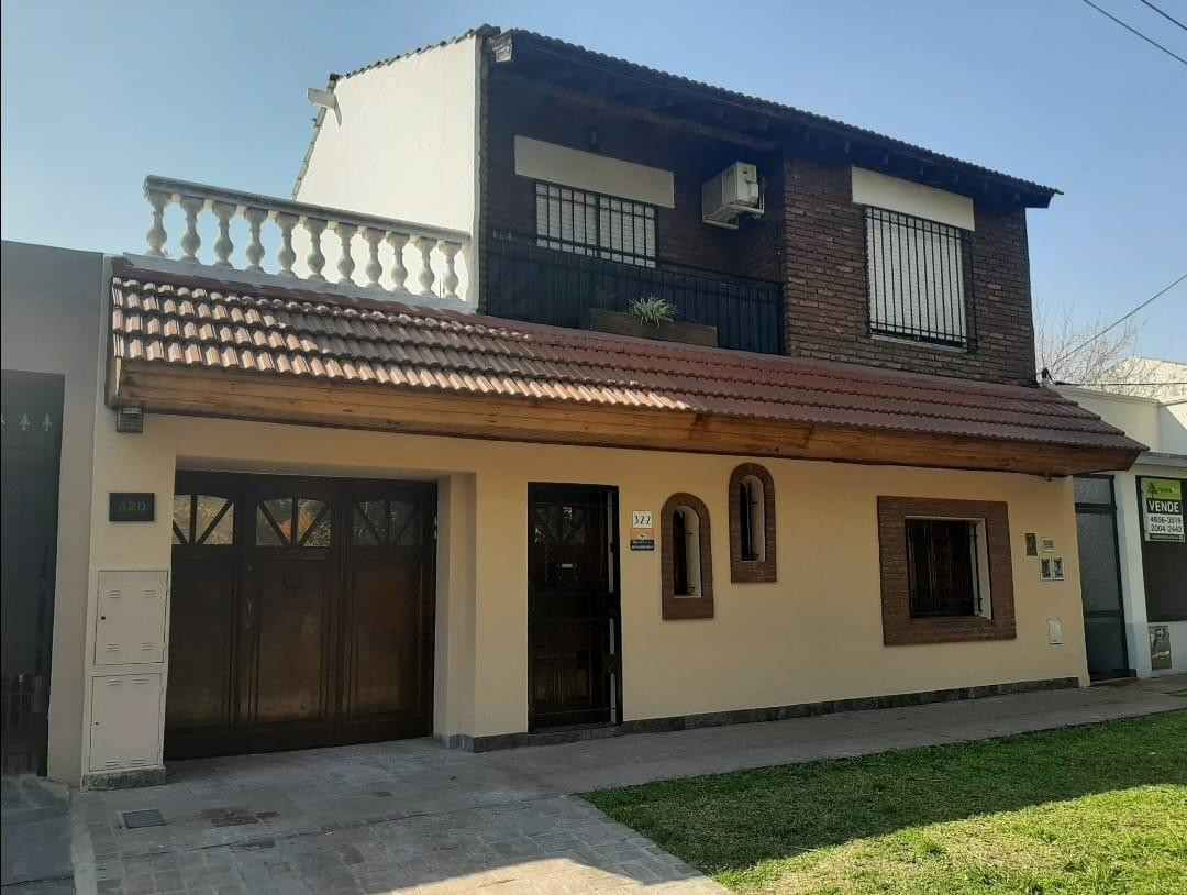Two-bedroom PH in Villa Luzuriaga