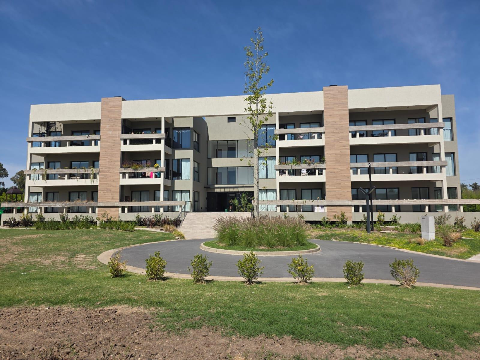 Apartamento de 3 ambientes com 2 dormitórios em Ituzaingó
