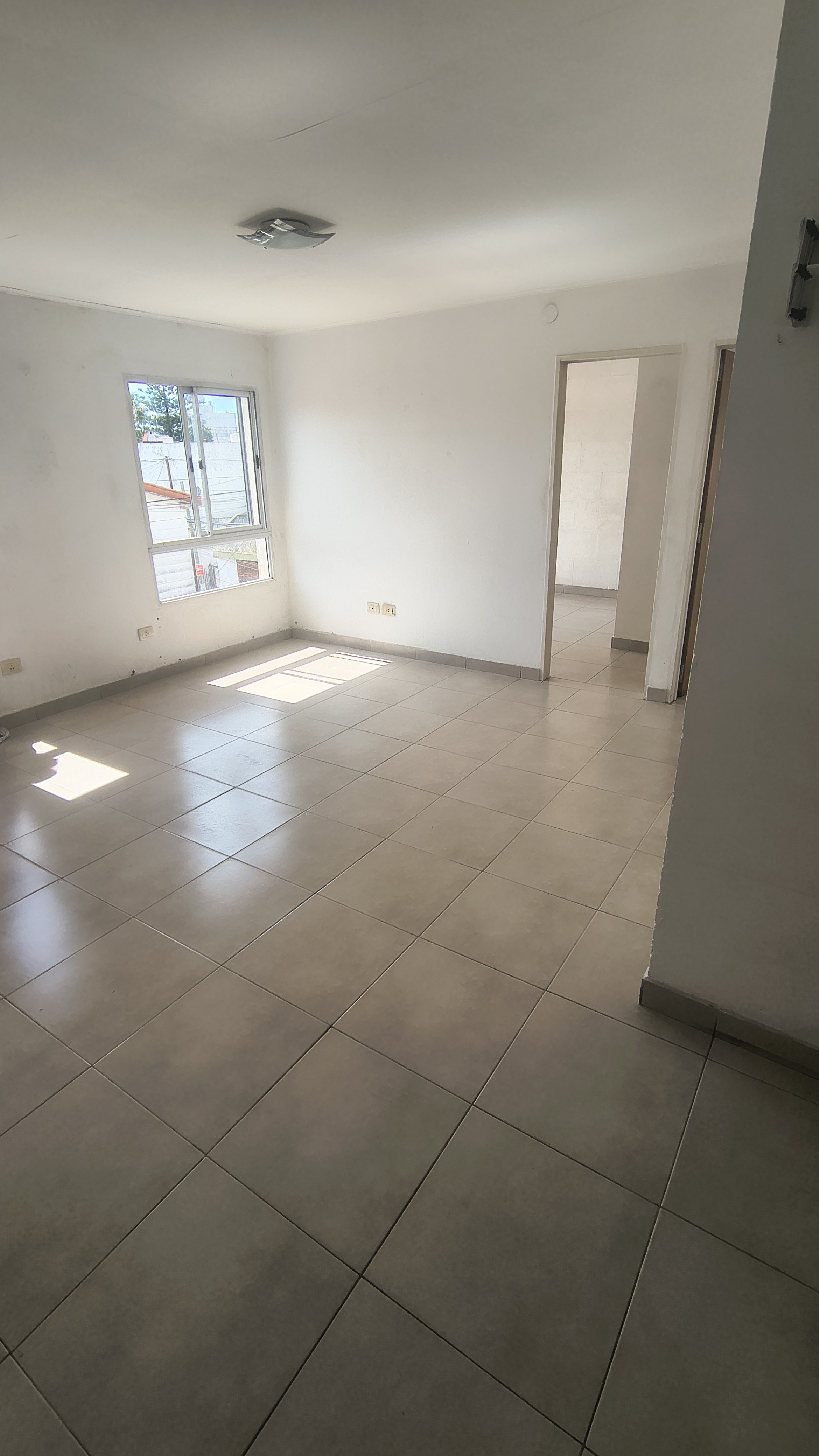 Departamento en Alquiler en Villa Sarmiento, Morón