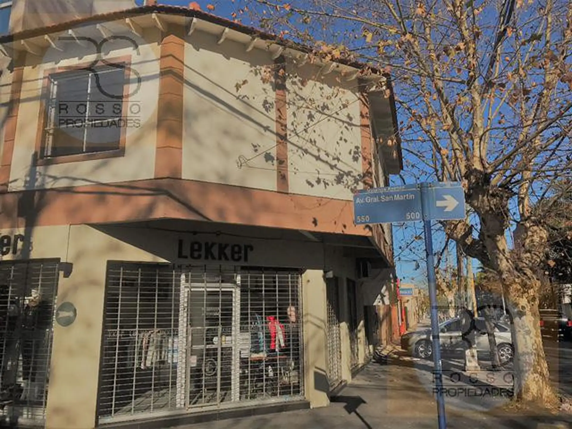 Two-bedroom apartment with parking in Ramos Mejía Sur