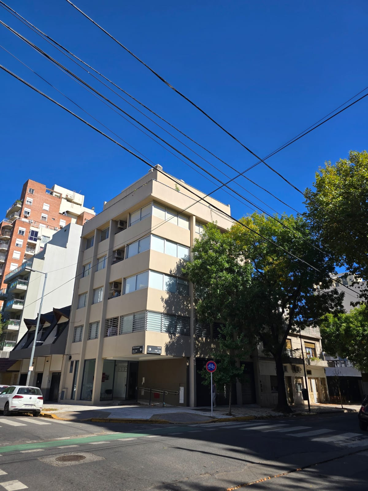 Departamento monoambiente al frente en Villa Urquiza