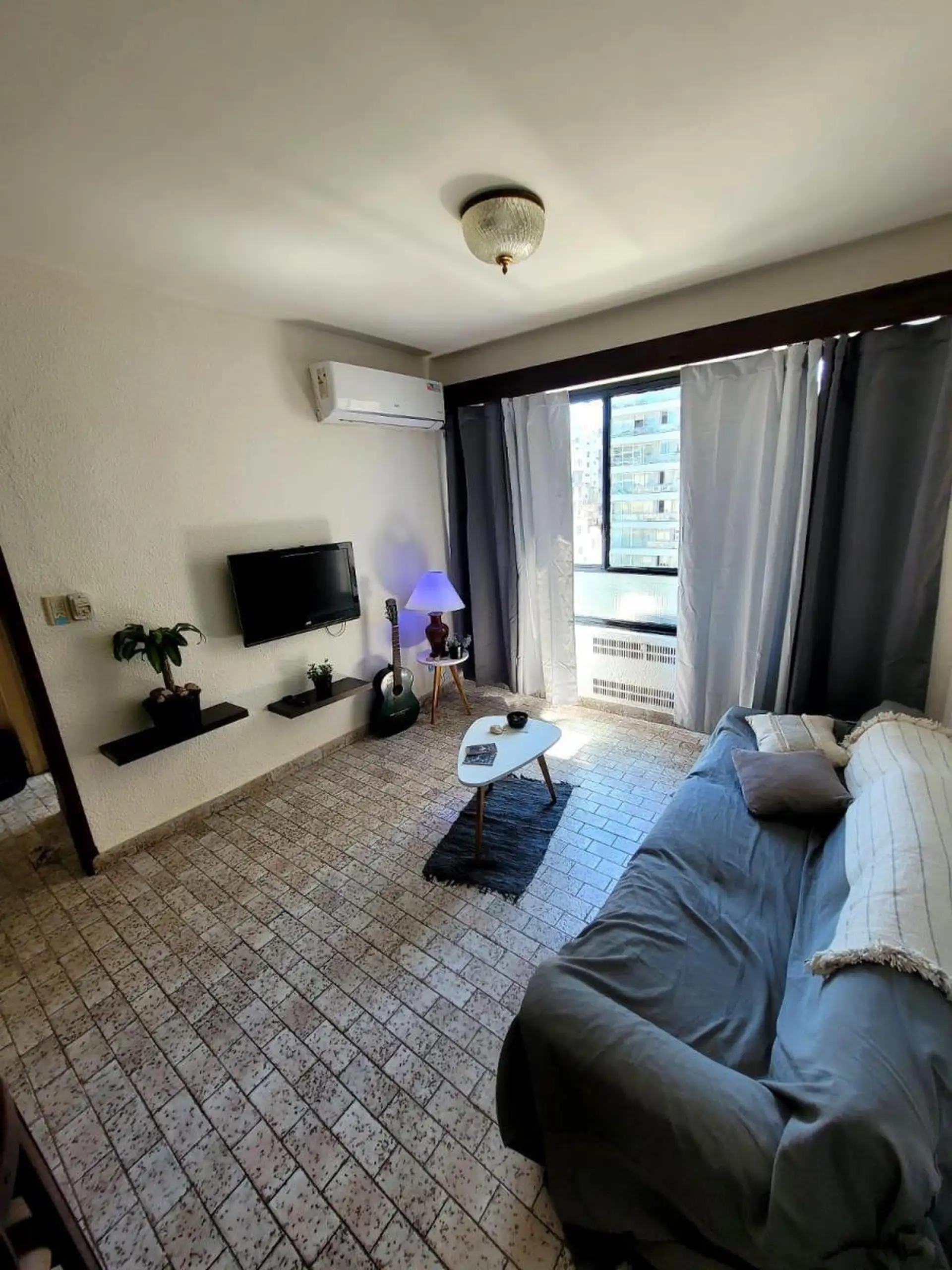 Departamento de 3 ambientes con 2 dormitorios en Monserrat