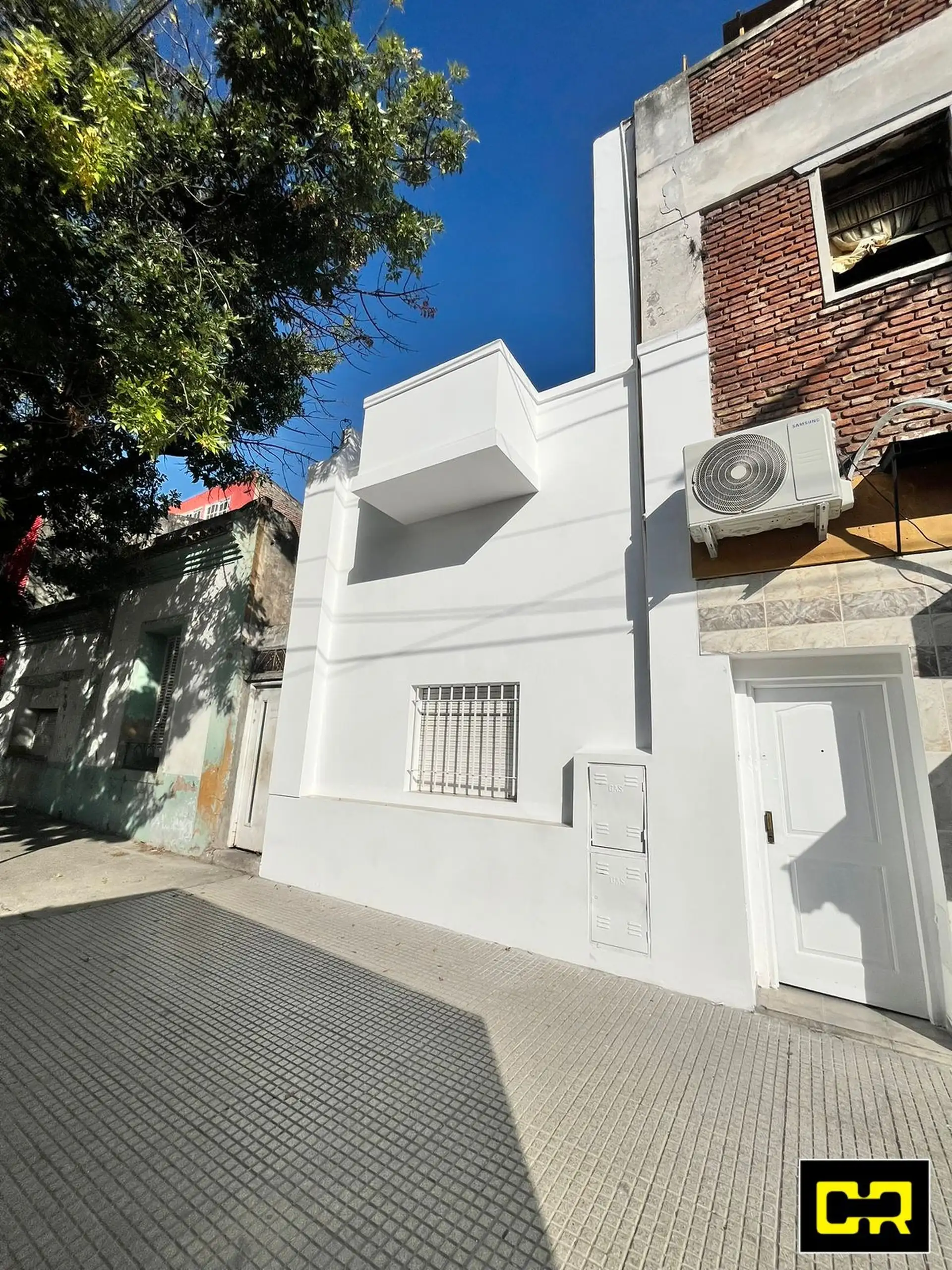 PH de 2 ambientes con terraza propia en Monte Castro