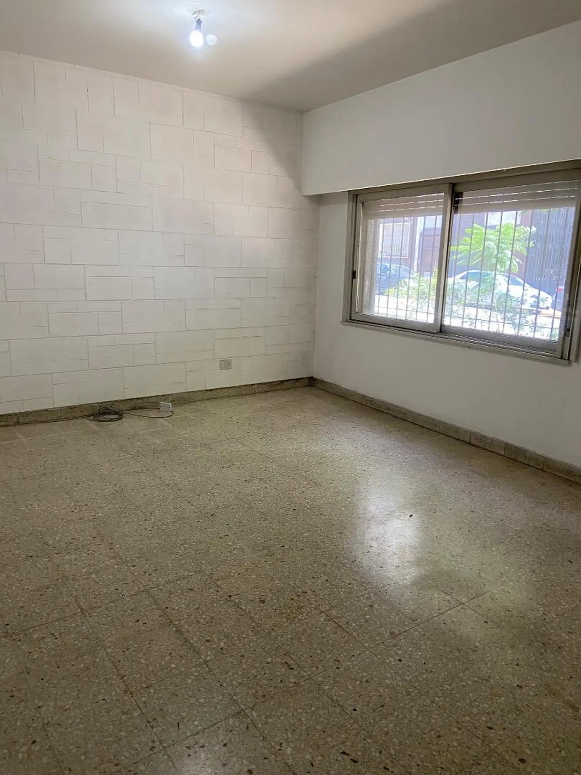 Apartamento de dois ambientes no térreo em San Telmo