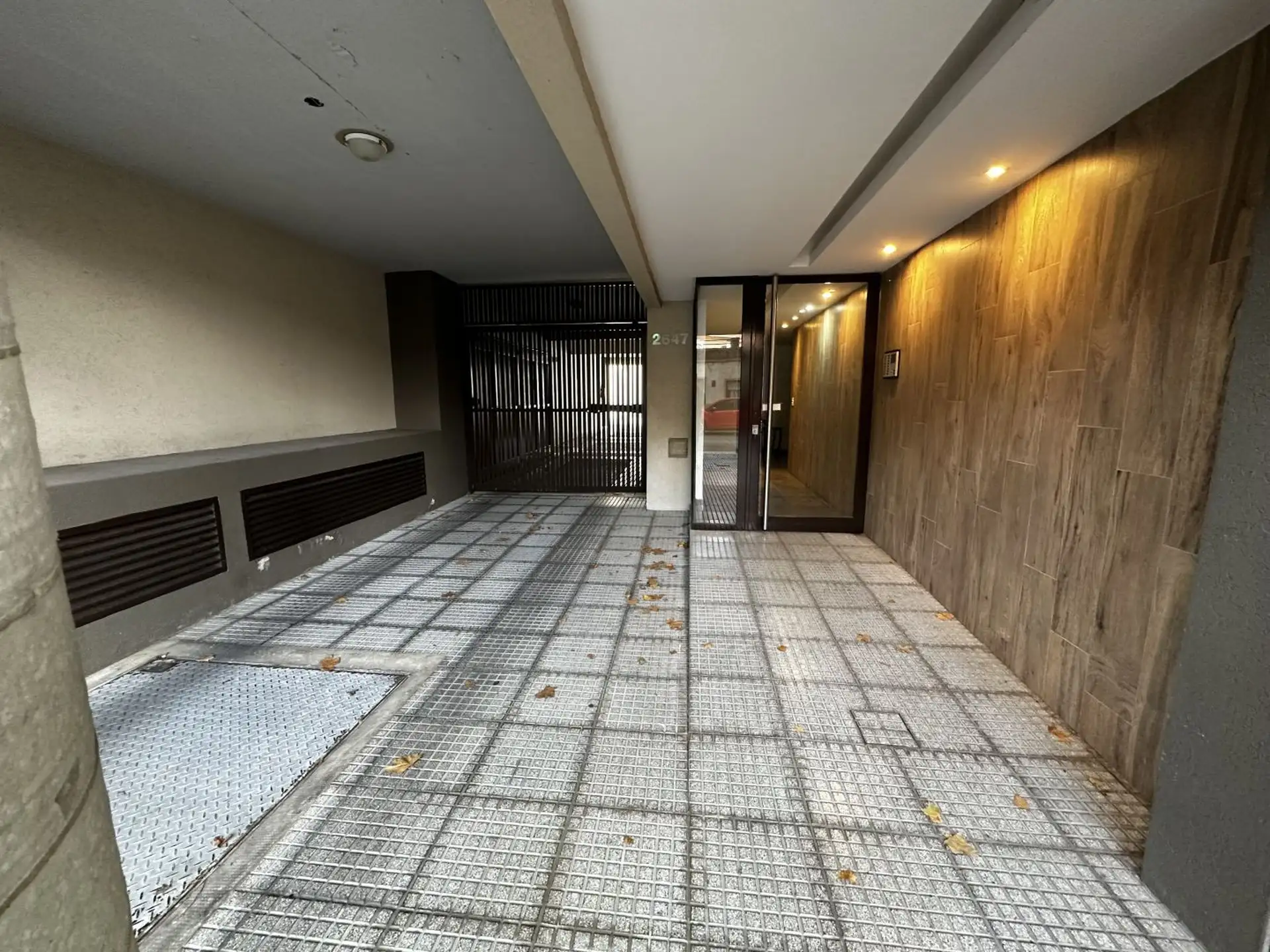 Studio apartment in Parque Chas with balcony and parking