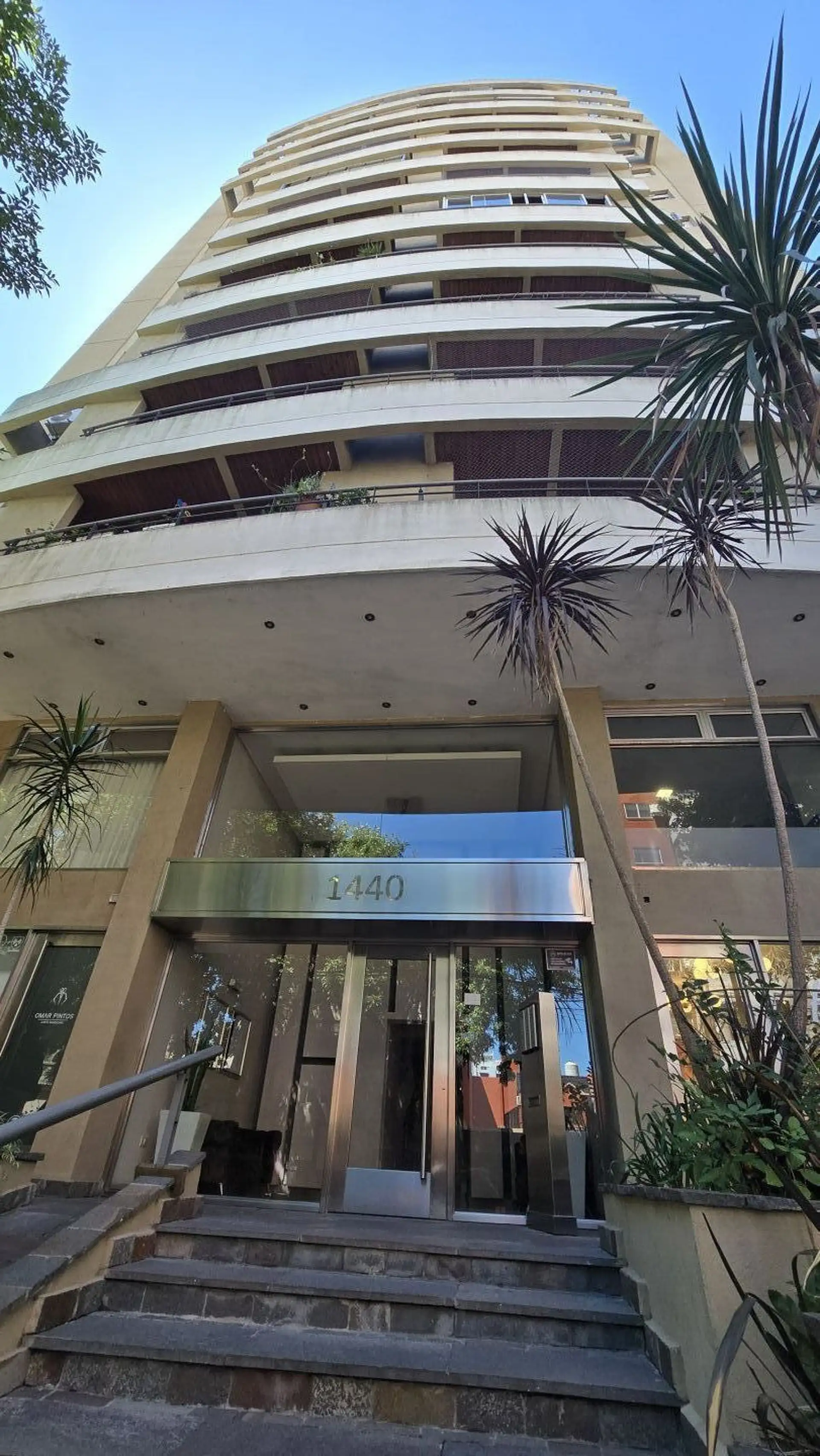 Квартира-студия с балконом в Lanús Este