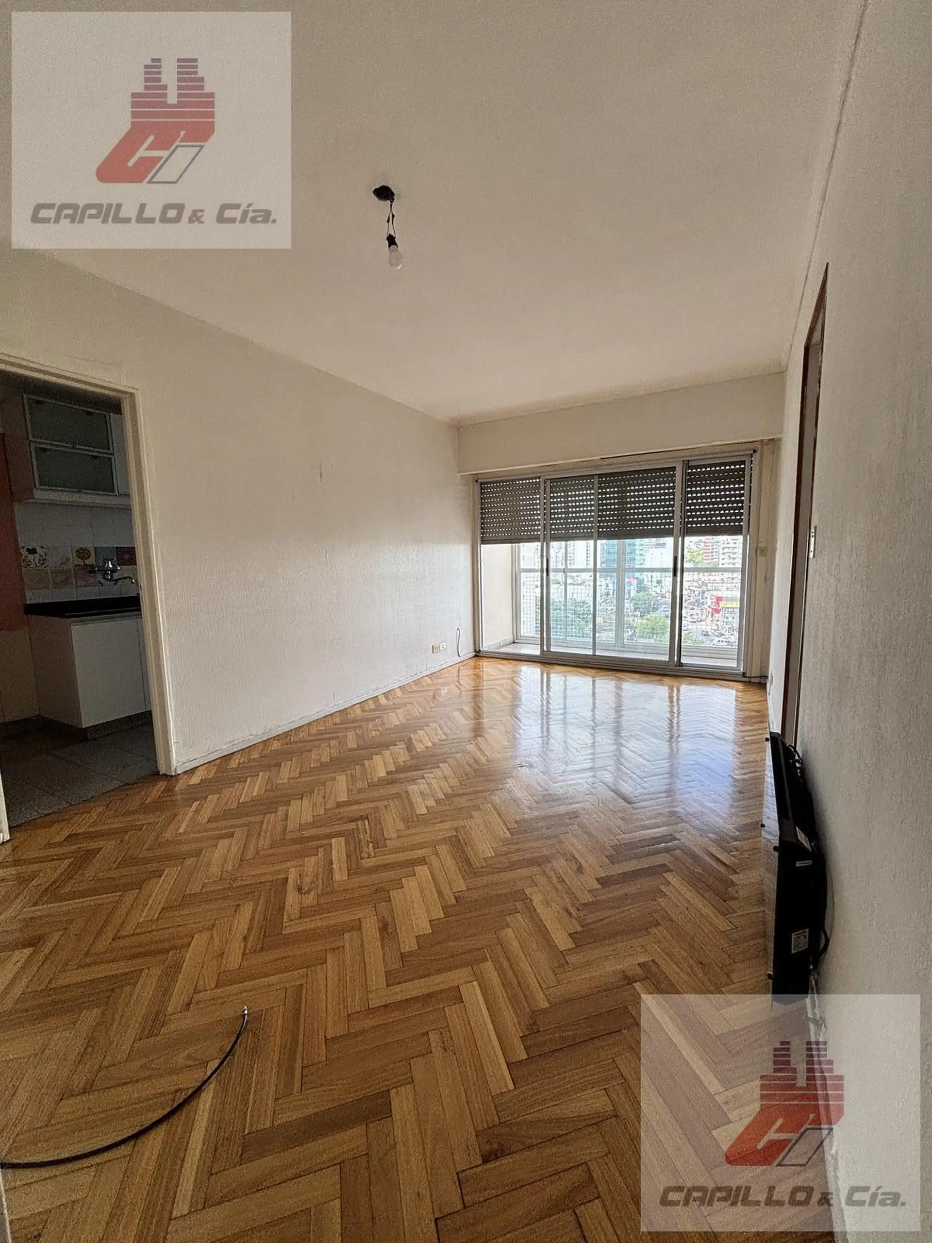 Apartamento de 2 ambientes de frente no 6º andar em Villa Urquiza