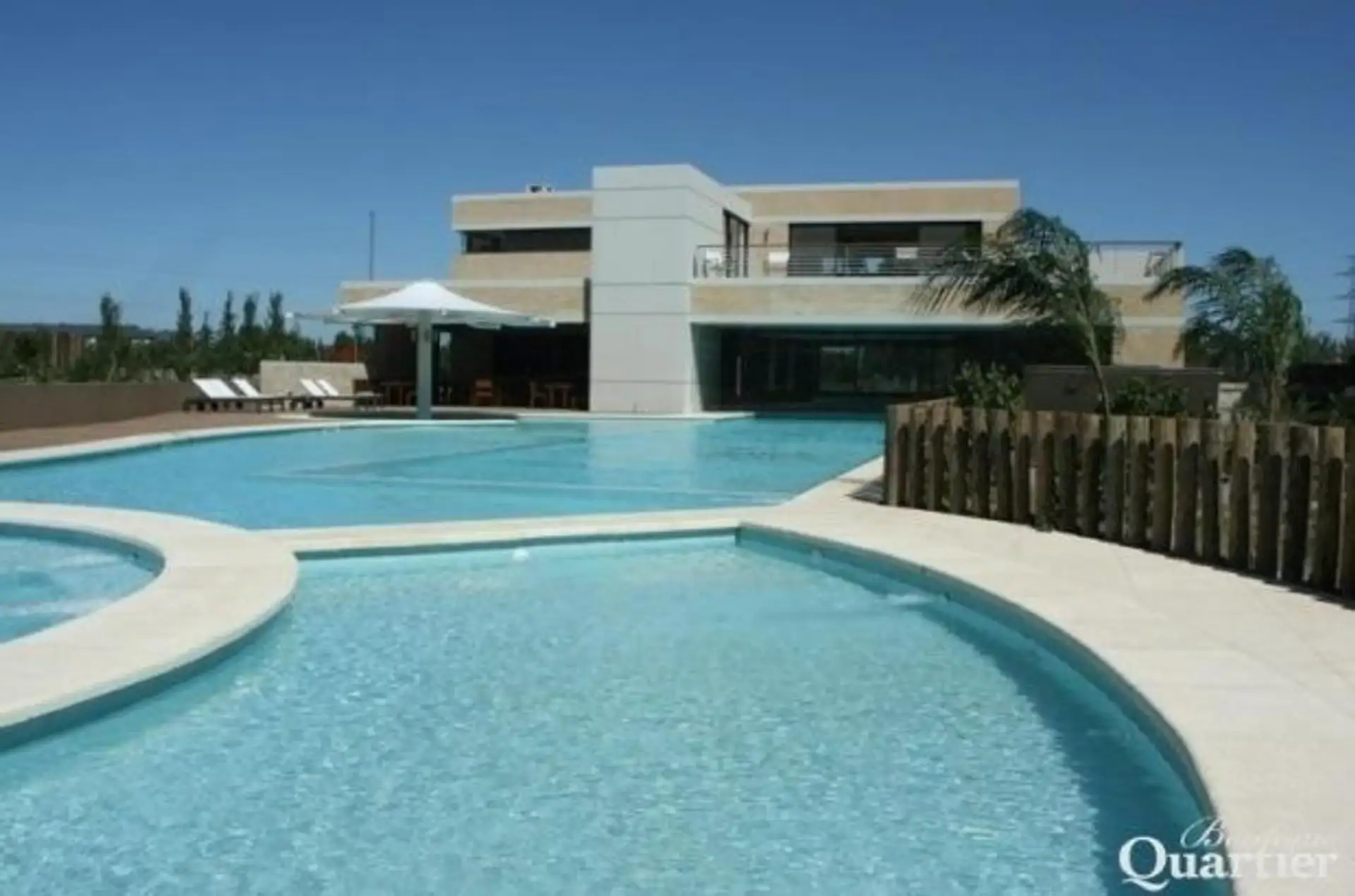 Departamento en alquiler tipo pent-house de 4 ambientes en Nordelta