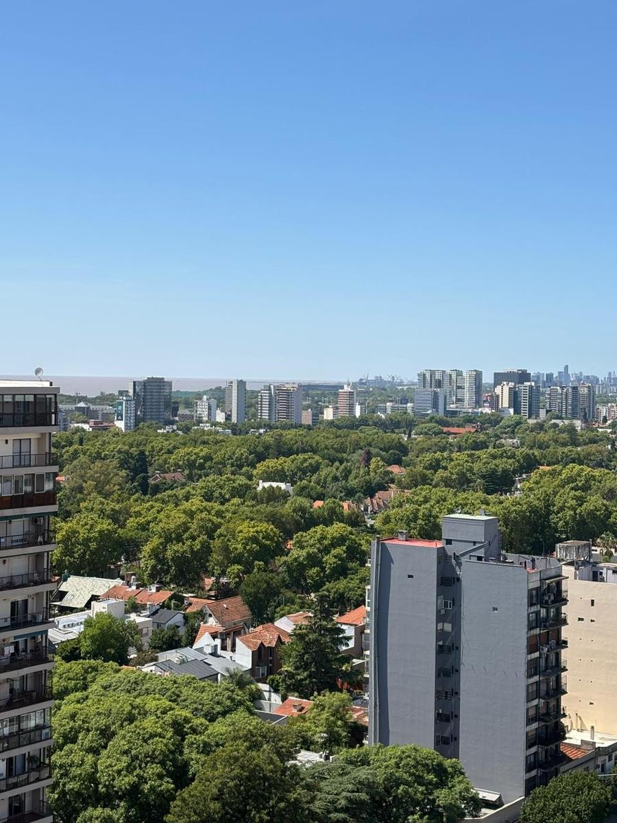 Refurbished two-room apartment in Vicente López