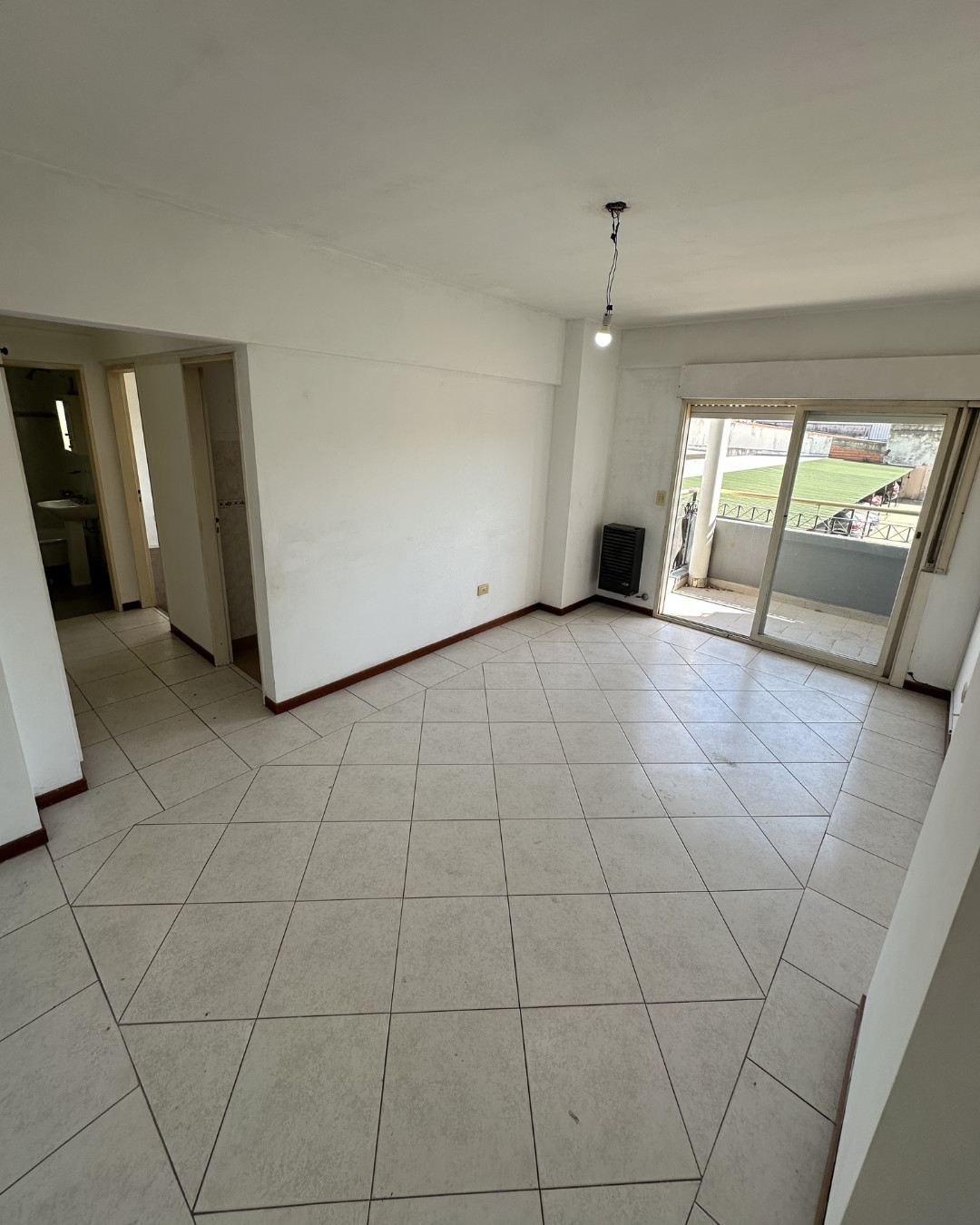 Two-room apartment with balcony in Lomas de Zamora