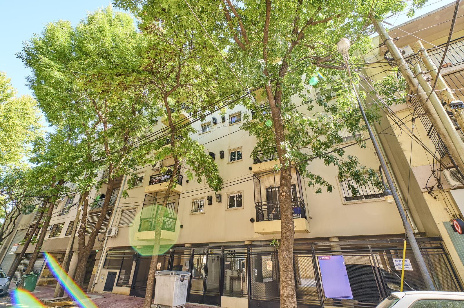 Two-room apartment with balcony in Victoria