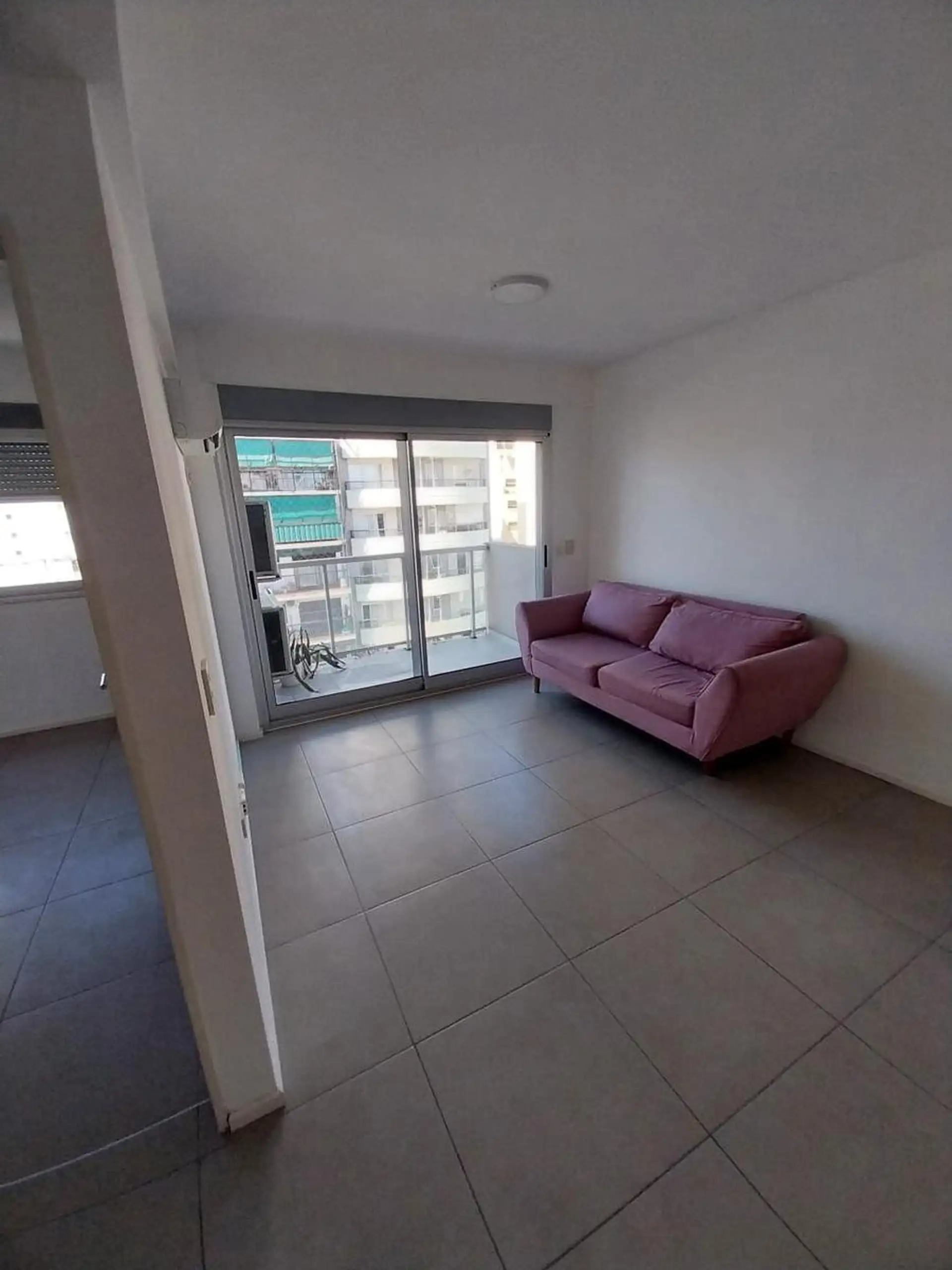 Квартира с 1 спальней в Flores