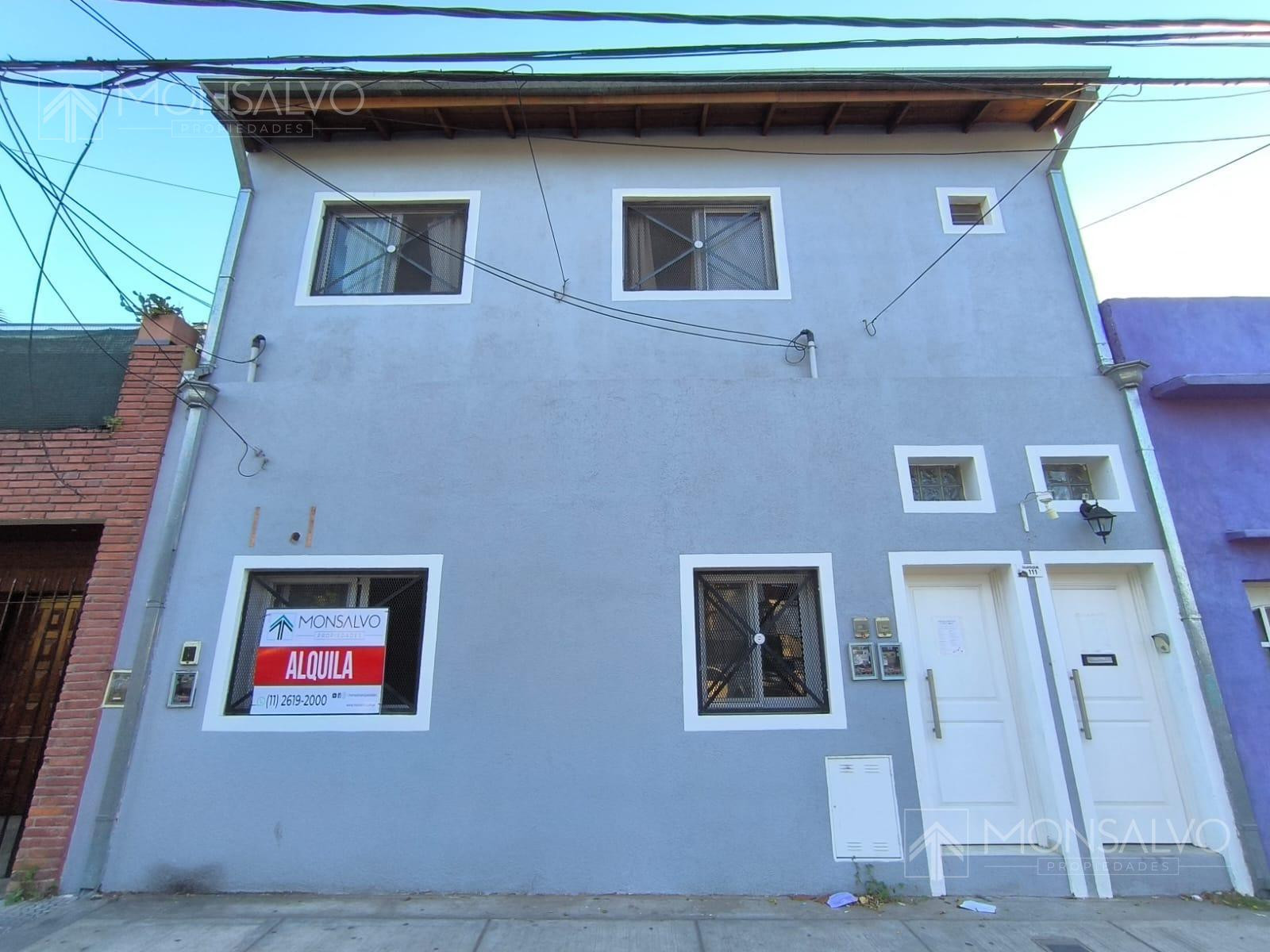 Departamento de 3 ambientes en planta baja en Boulogne