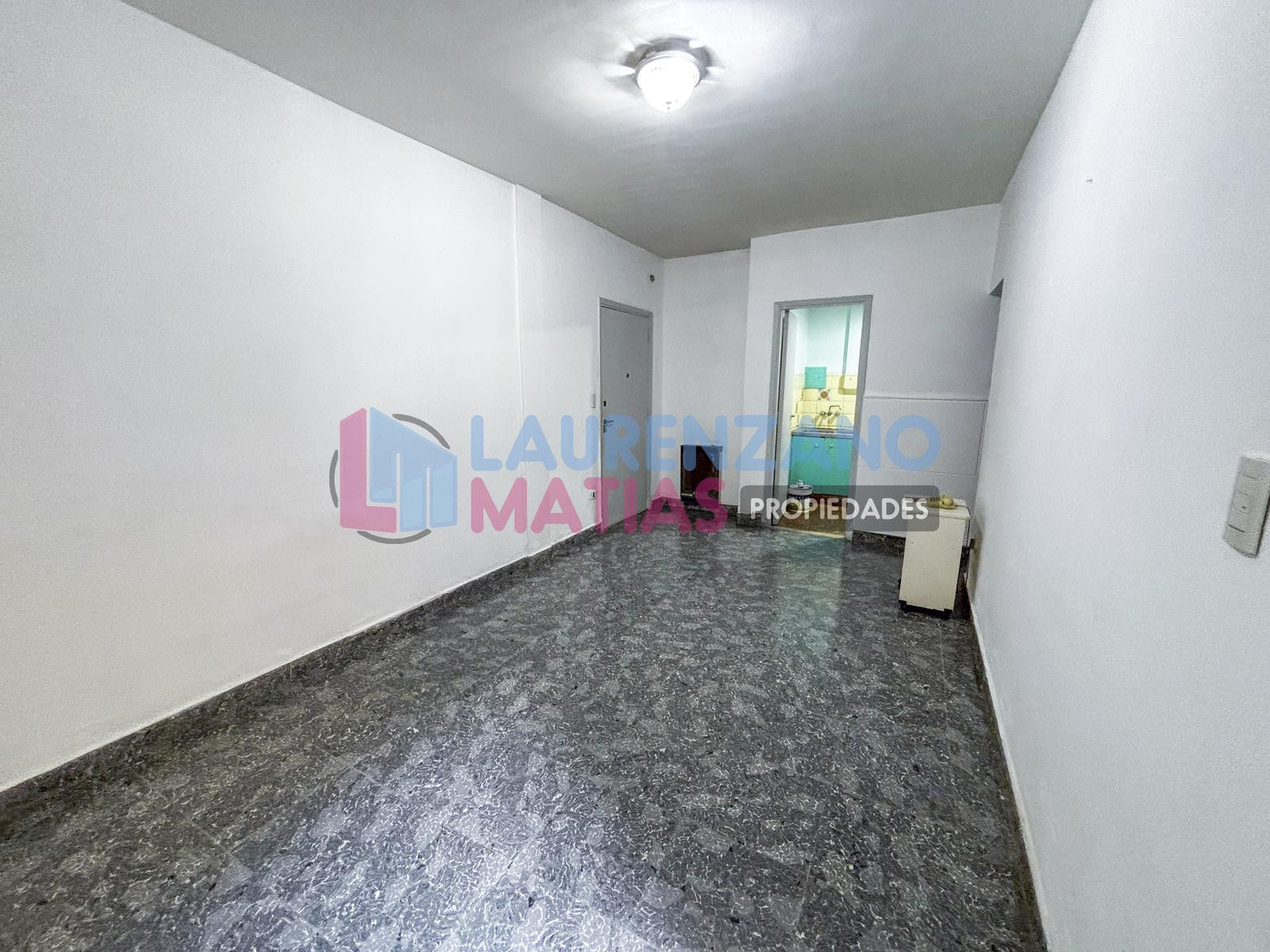 Departamento de 2 ambientes con patio en Villa Pueyrredón