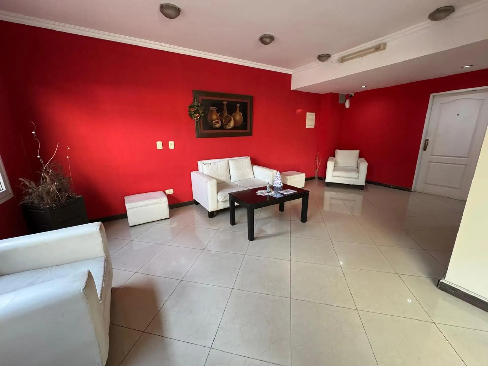 Kitnet para aluguel em San Miguel