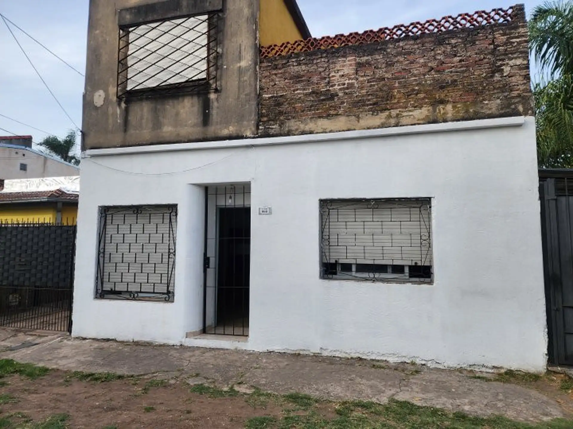 Casa com 2 dormitórios em Ituzaingó Sur