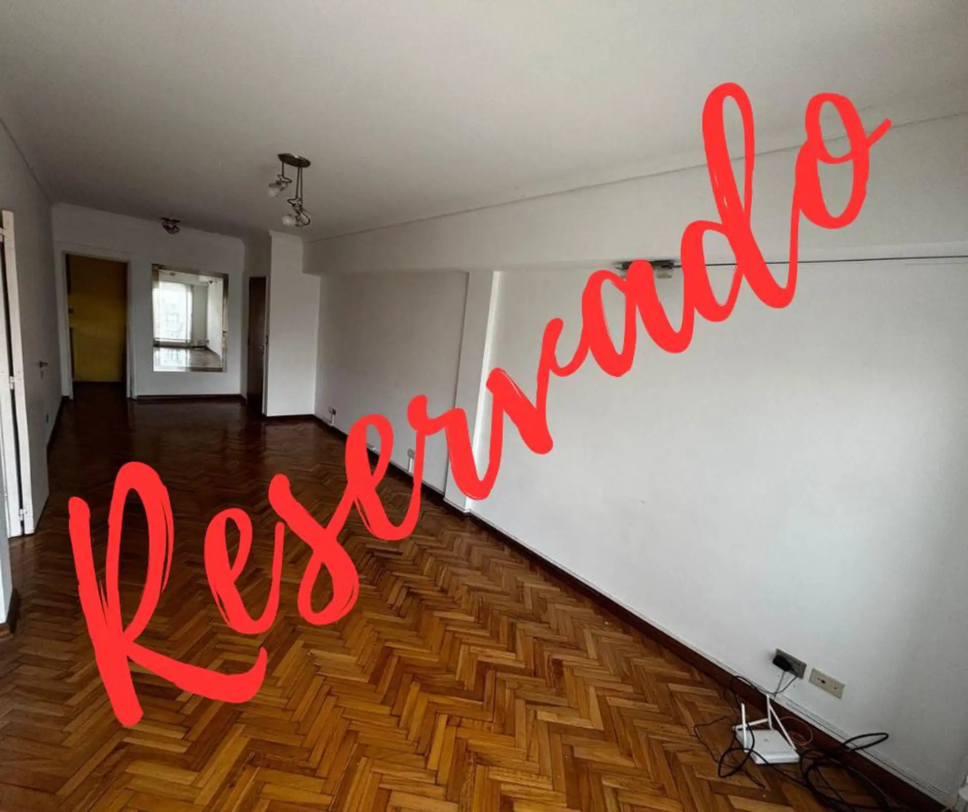 Apartamento de 3 ambientes com 2 dormitórios e varanda em Palermo