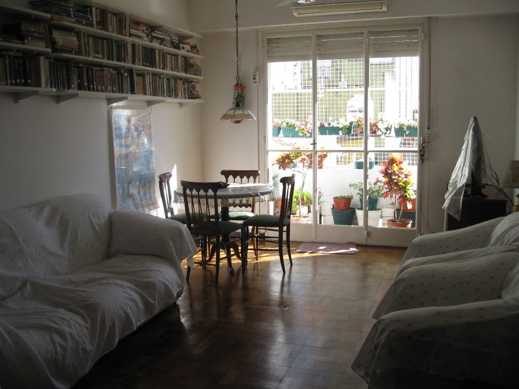 Двухкомнатная квартира с балконом в Constitución