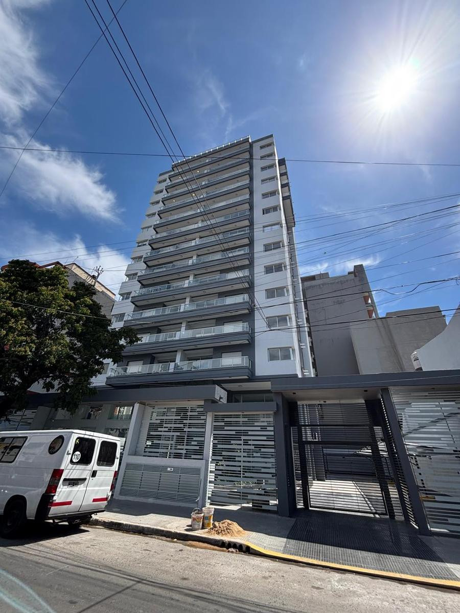 Apartamento de dois ambientes novo em Quilmes