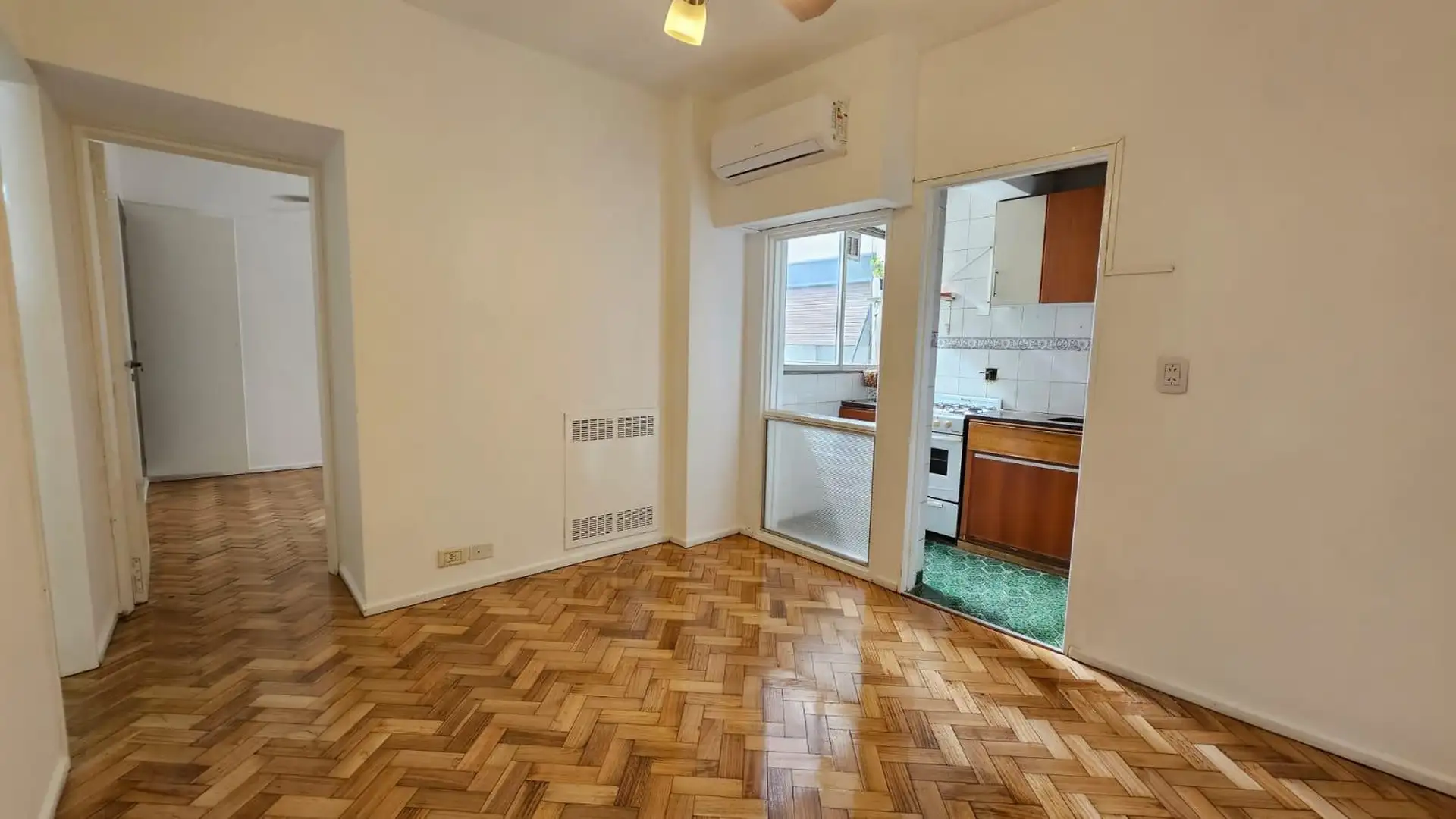 Apartamento de 2 ambientes com 1 quarto em Botánico