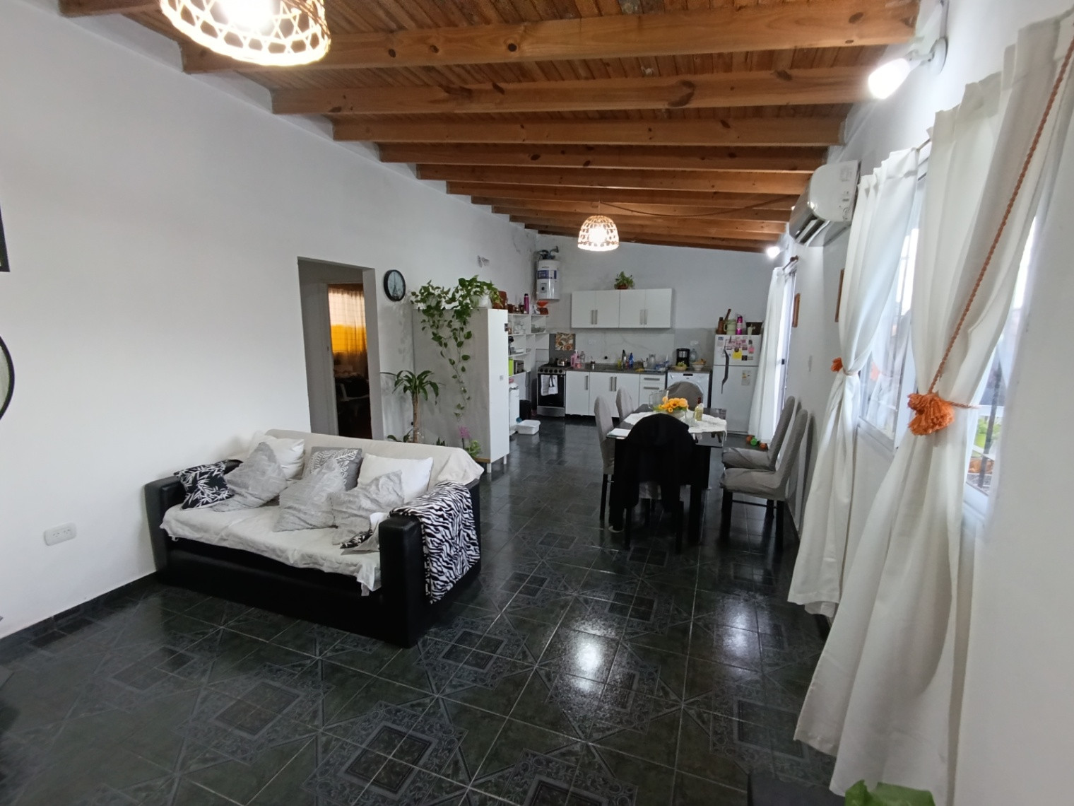 PH de 3 ambientes con balcón terraza en Lomas del Mirador