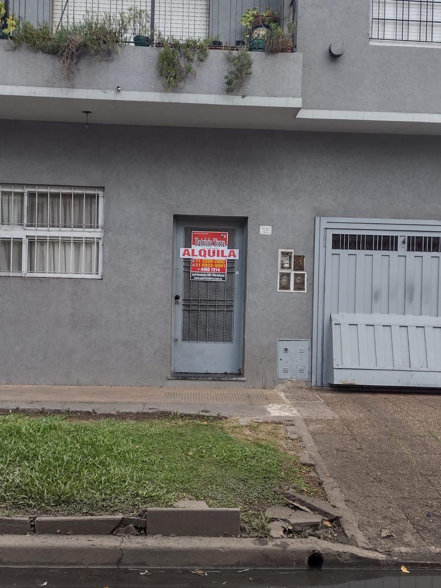 PH de dois ambientes com 1 dormitório em General San Martín