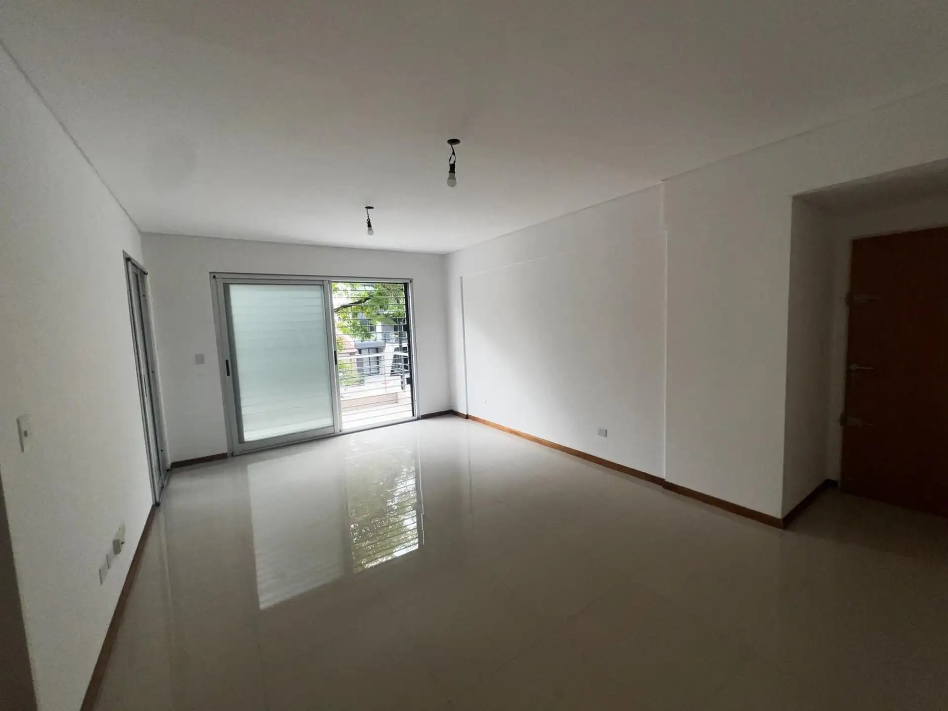 Apartamento meio andar de 3 ambientes com 2 vagas em Villa Devoto
