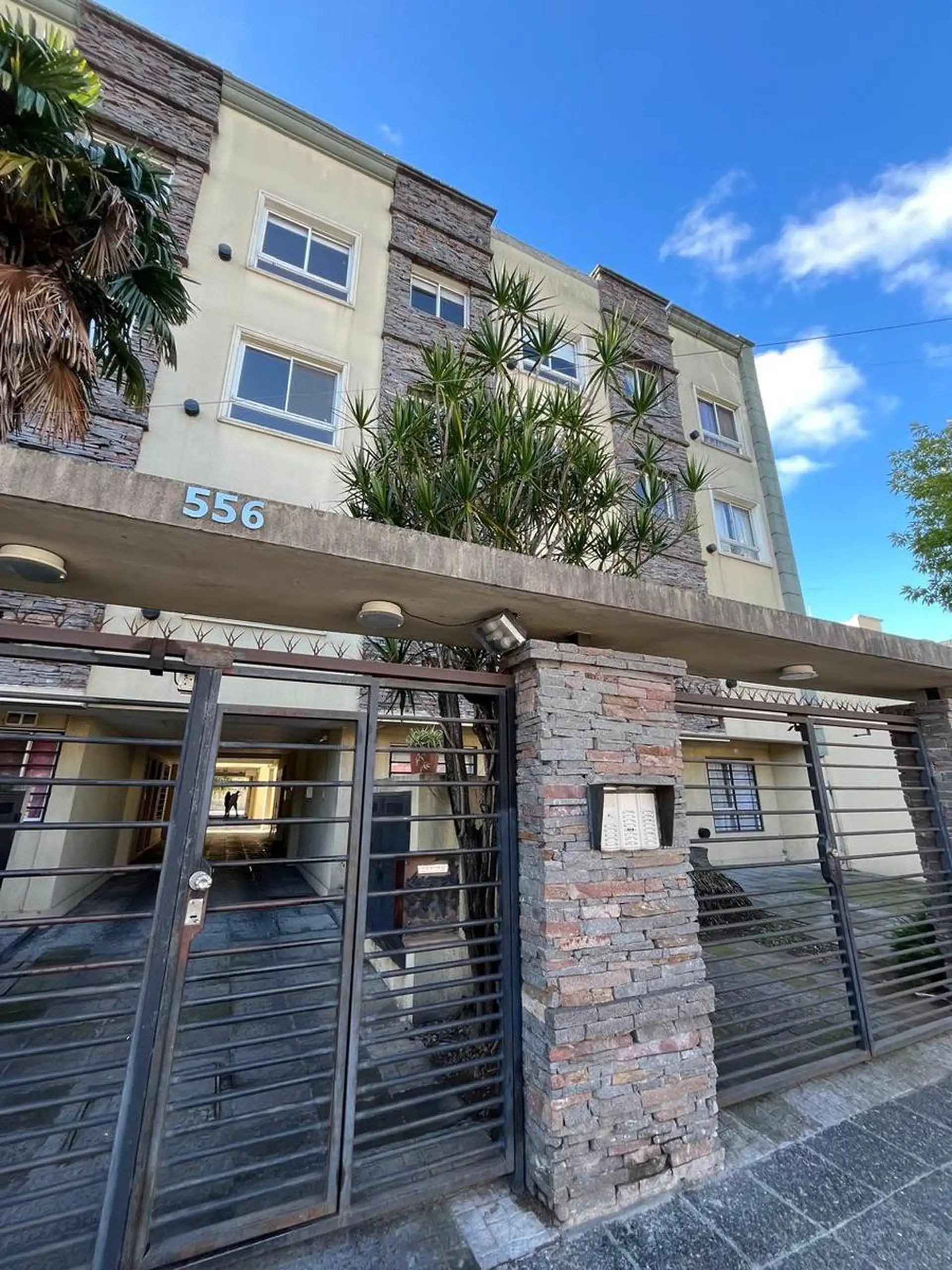 Departamento de 2 ambientes con 1 dormitorio en Banfield, Lomas de Zamora