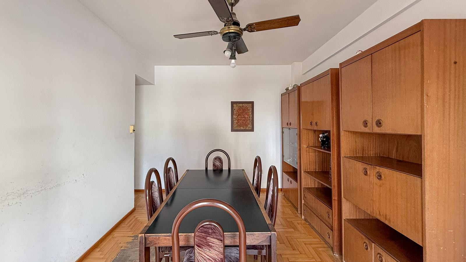 Departamento de 3 ambientes parcialmente amoblado en Villa General Mitre