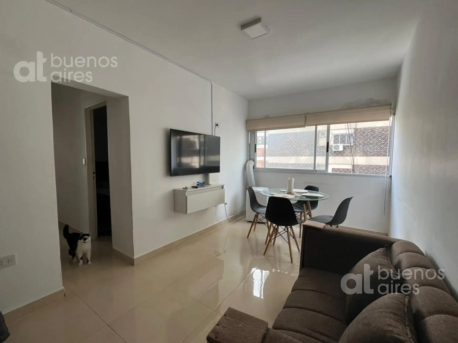 Departamento de 3 ambientes sin muebles en Caballito