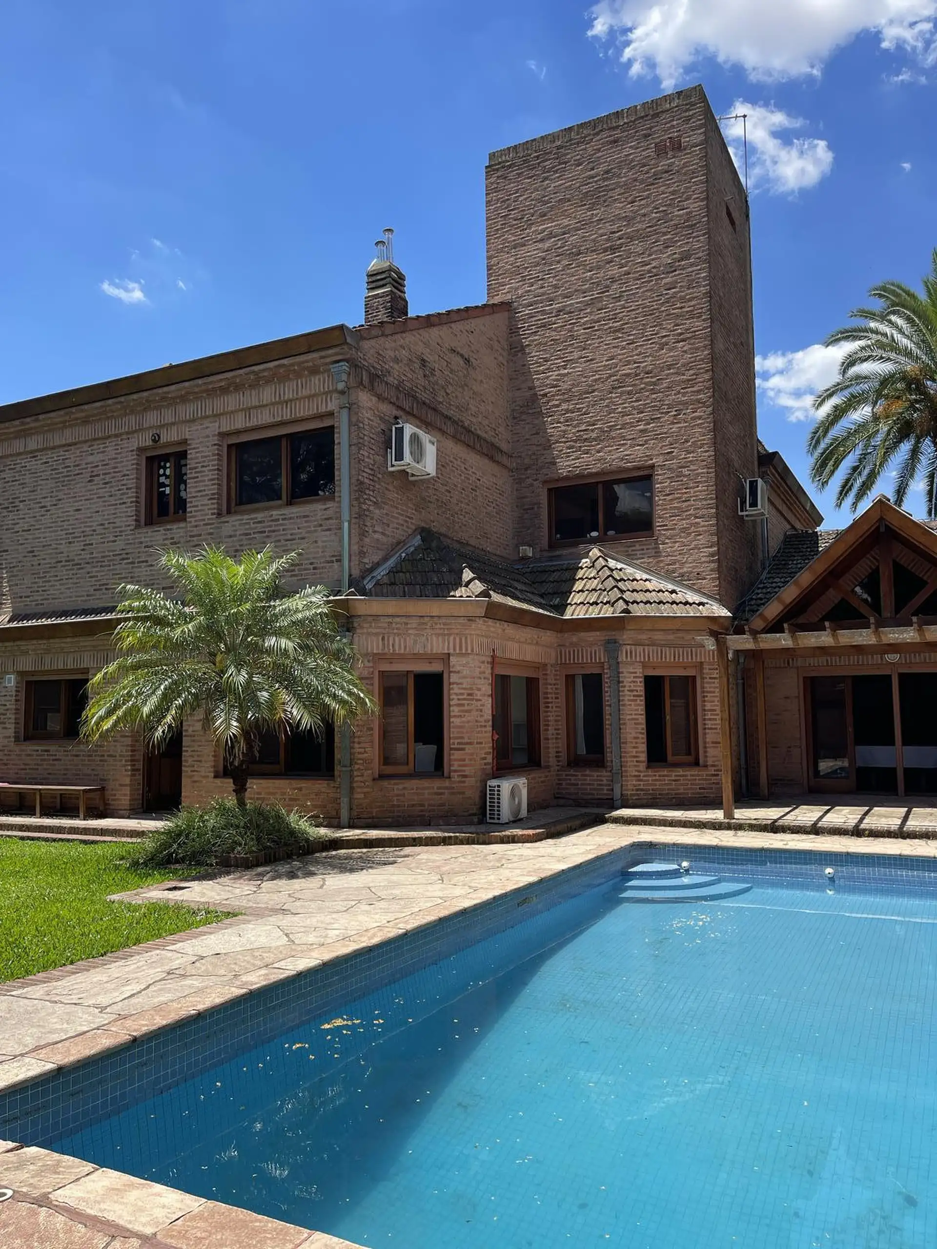 House with 6 bedrooms in Martínez