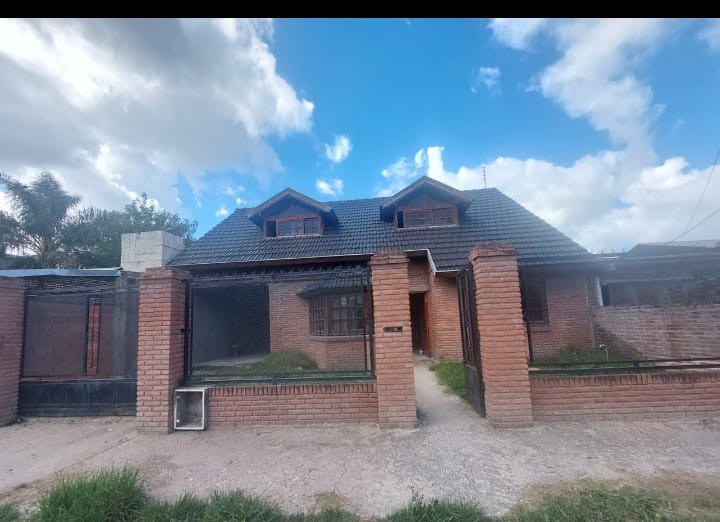 Casa en Alquiler en Adrogue, Almirante Brown