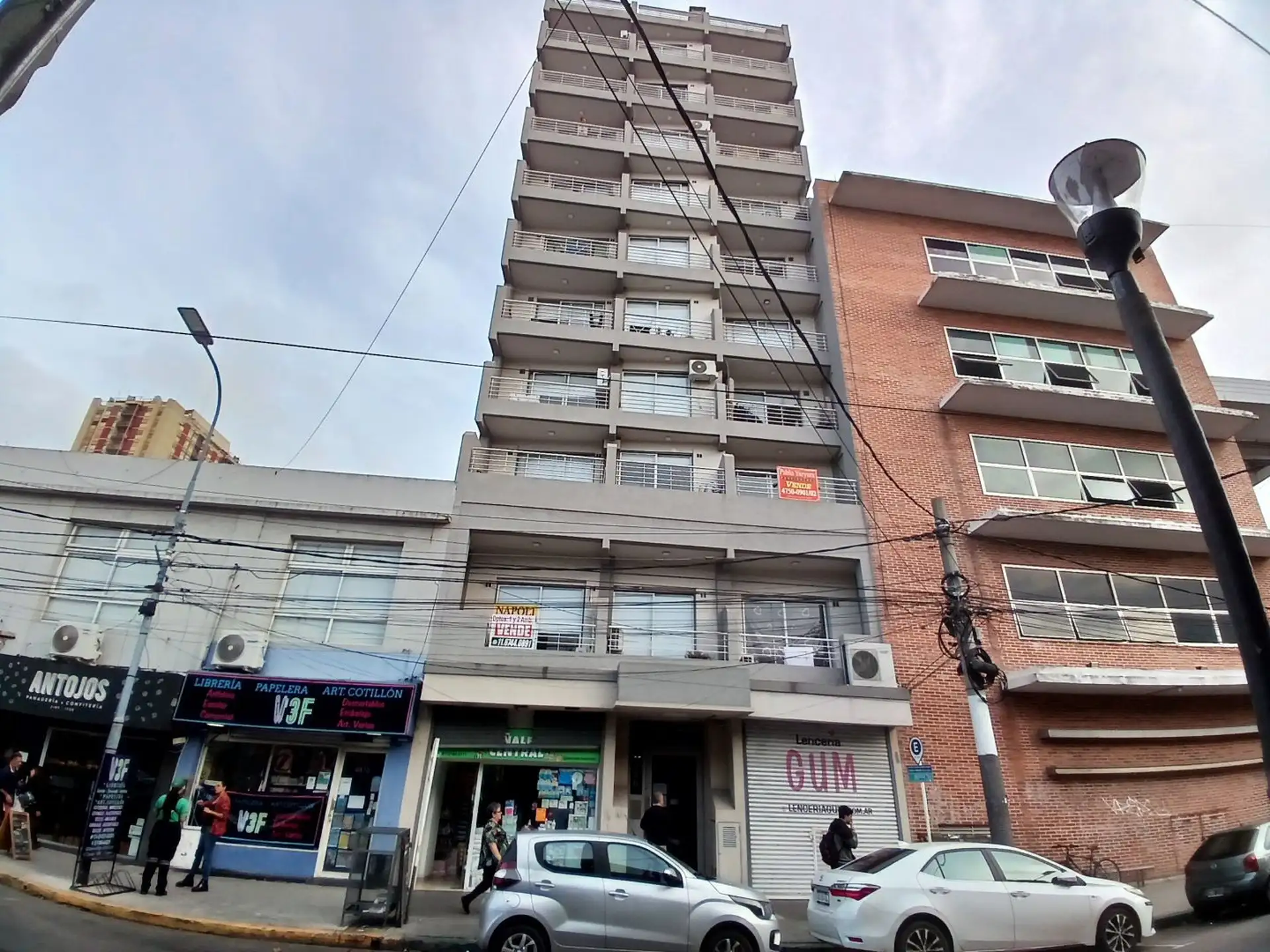 Apartamento de 1 dormitório em Caseros, Tres de Febrero