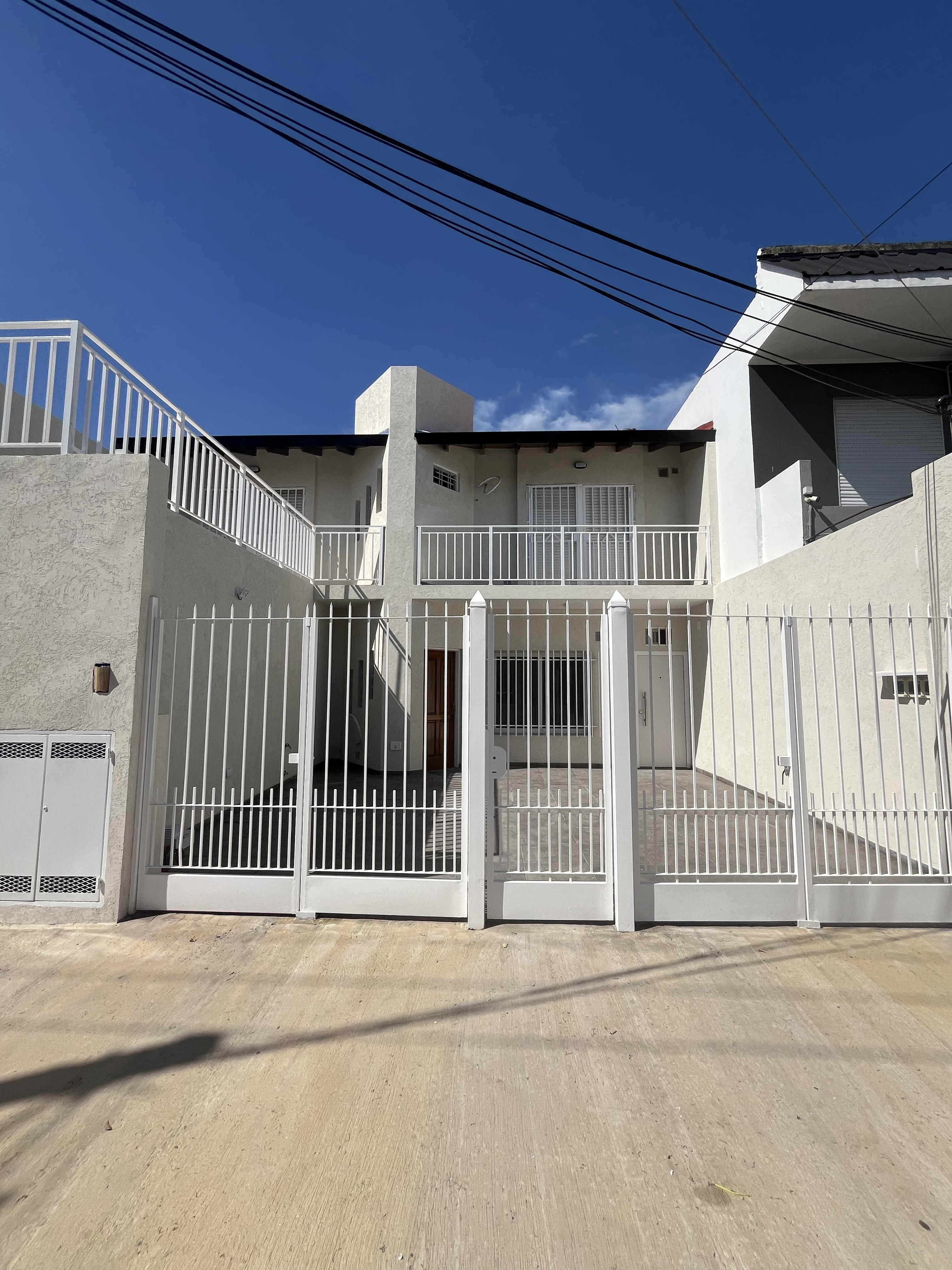 Ground-floor or upper-unit PH with 1 bedroom in La Matanza