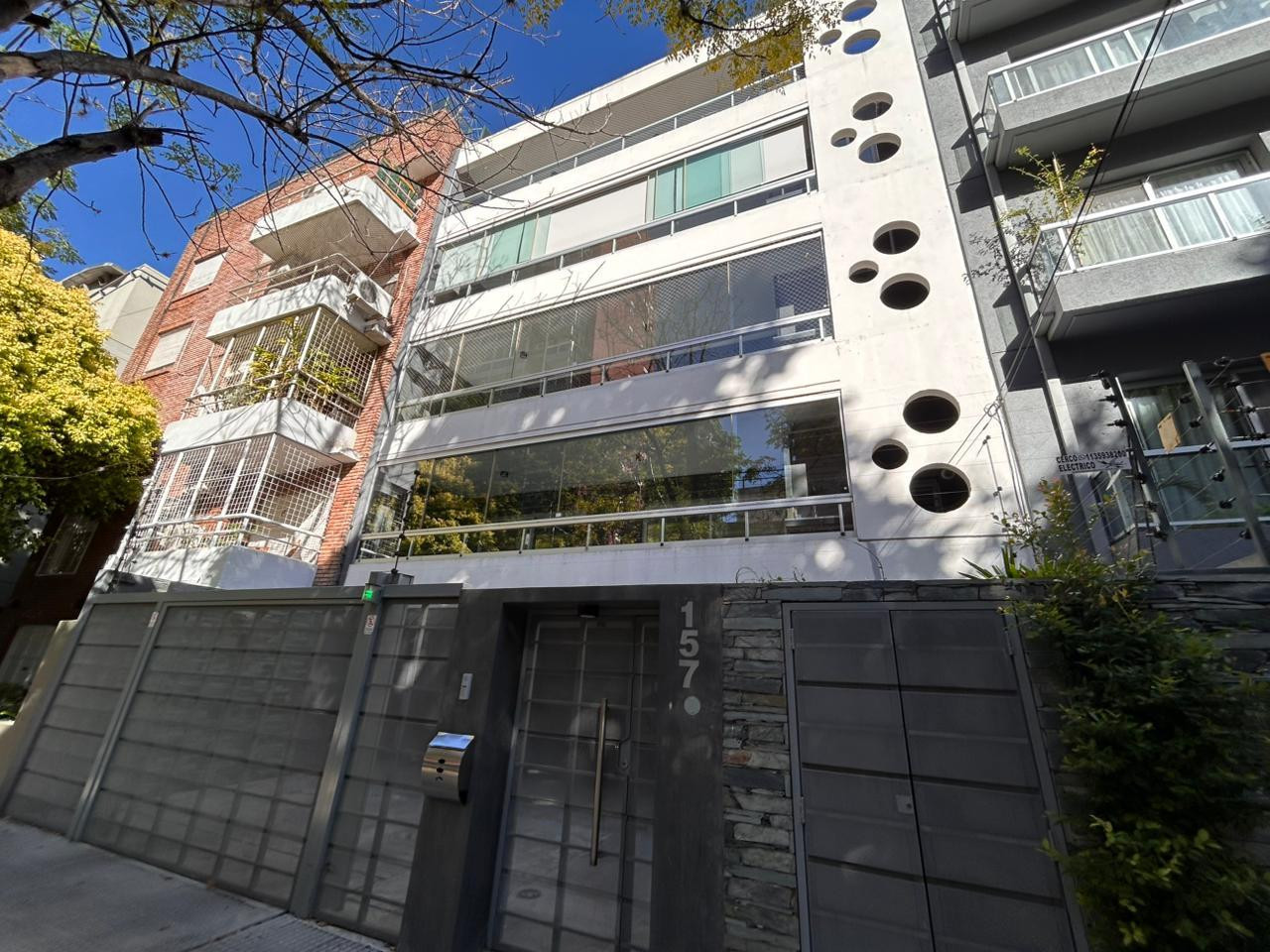 Apartamento de três quartos em Martínez