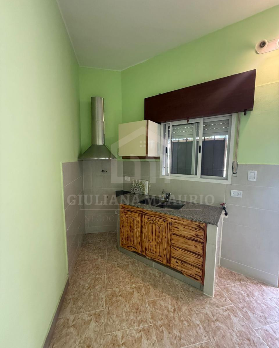 Apartamento de dois ambientes com 1 quarto em Morón Sur